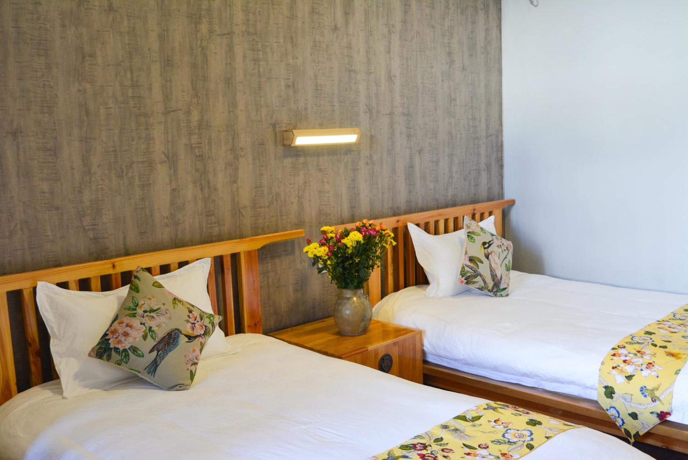 Dali Buxianshan Guesthouse-in Dali ancient city, free coffee, english speaking employee