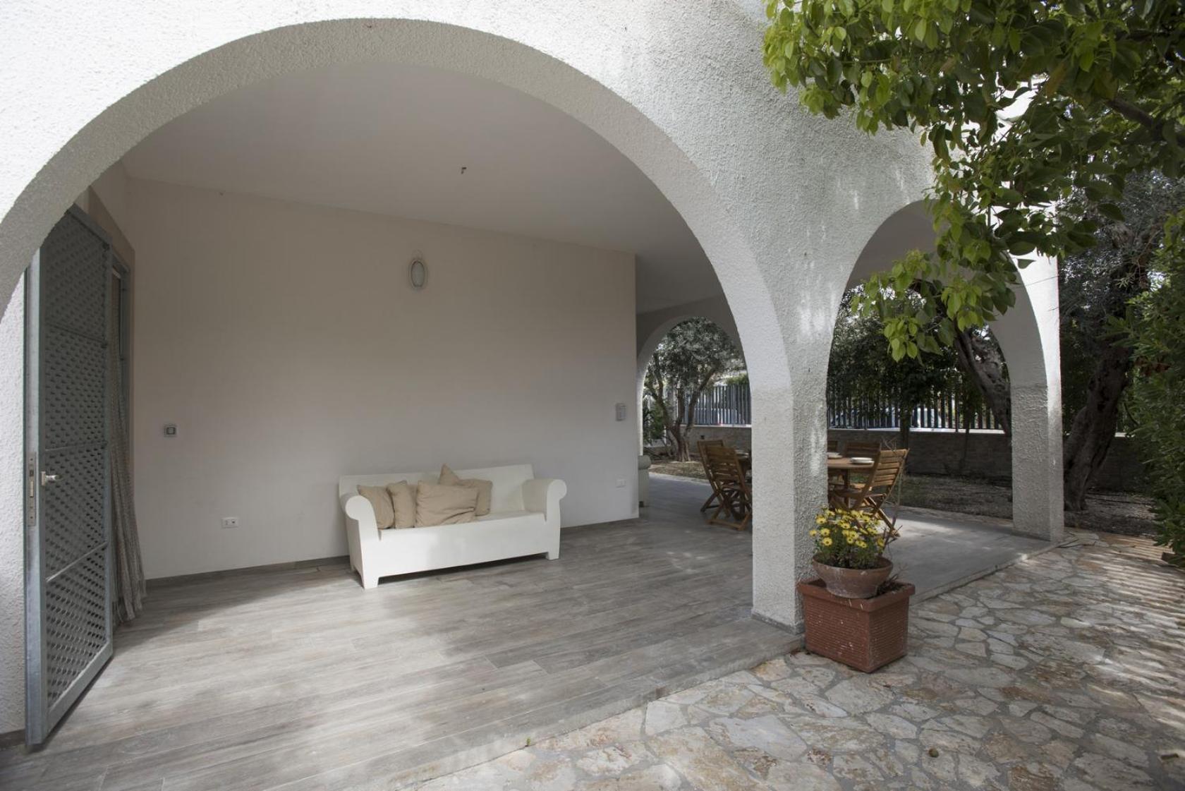 Villa Giada - Mini Piscina con Idromassaggio By Cala Salento view 3