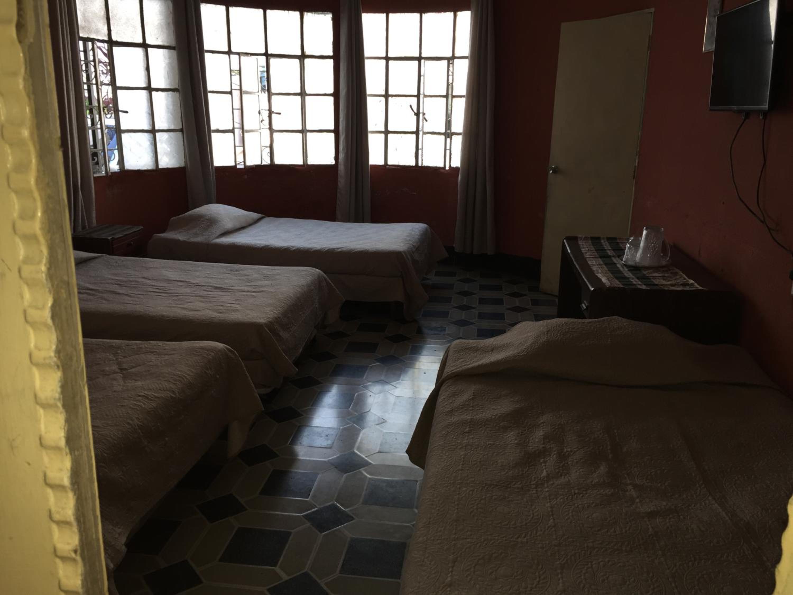 Hotel Mayesstic