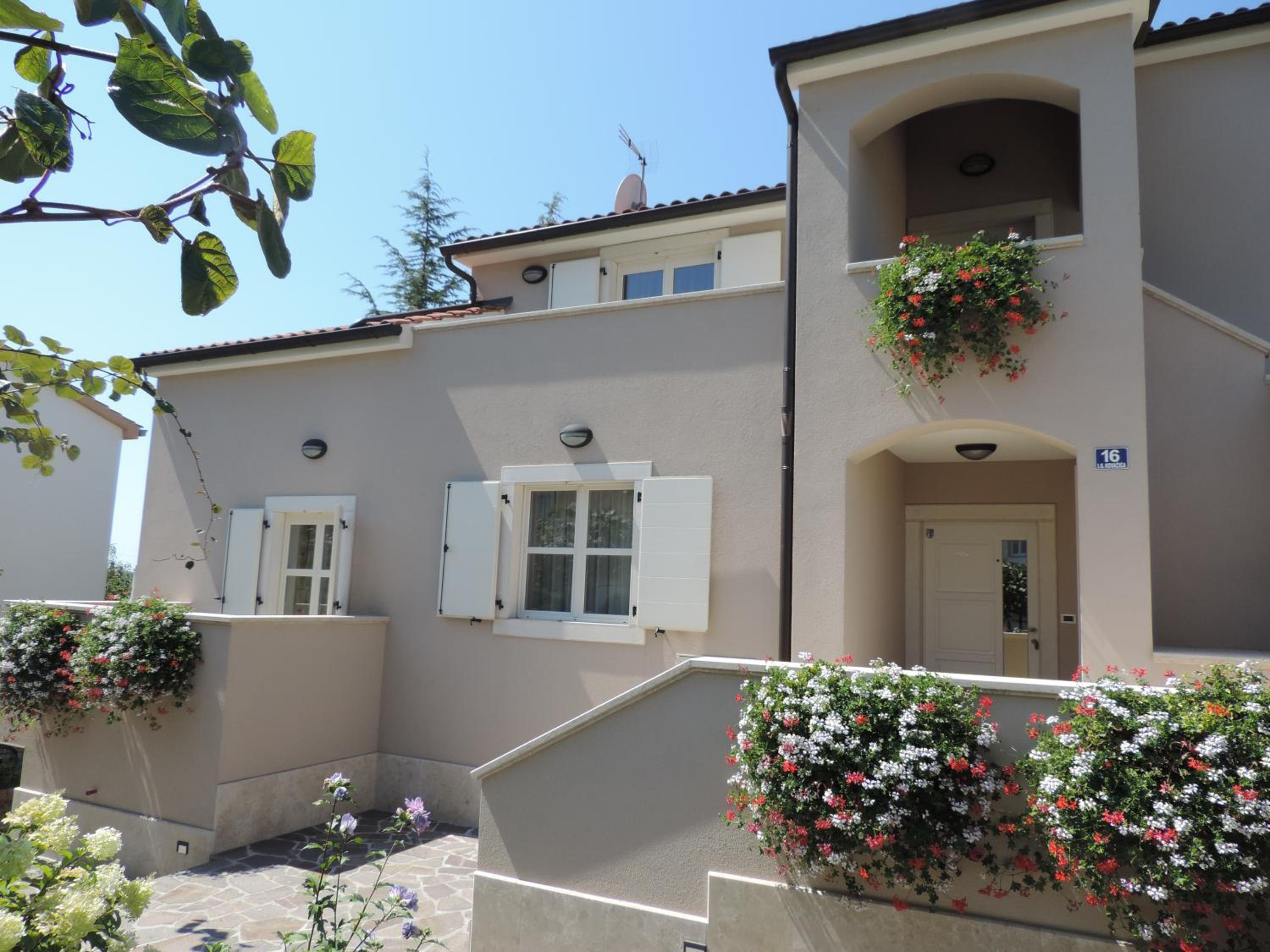 Hotel Apartment Doris - Image 1