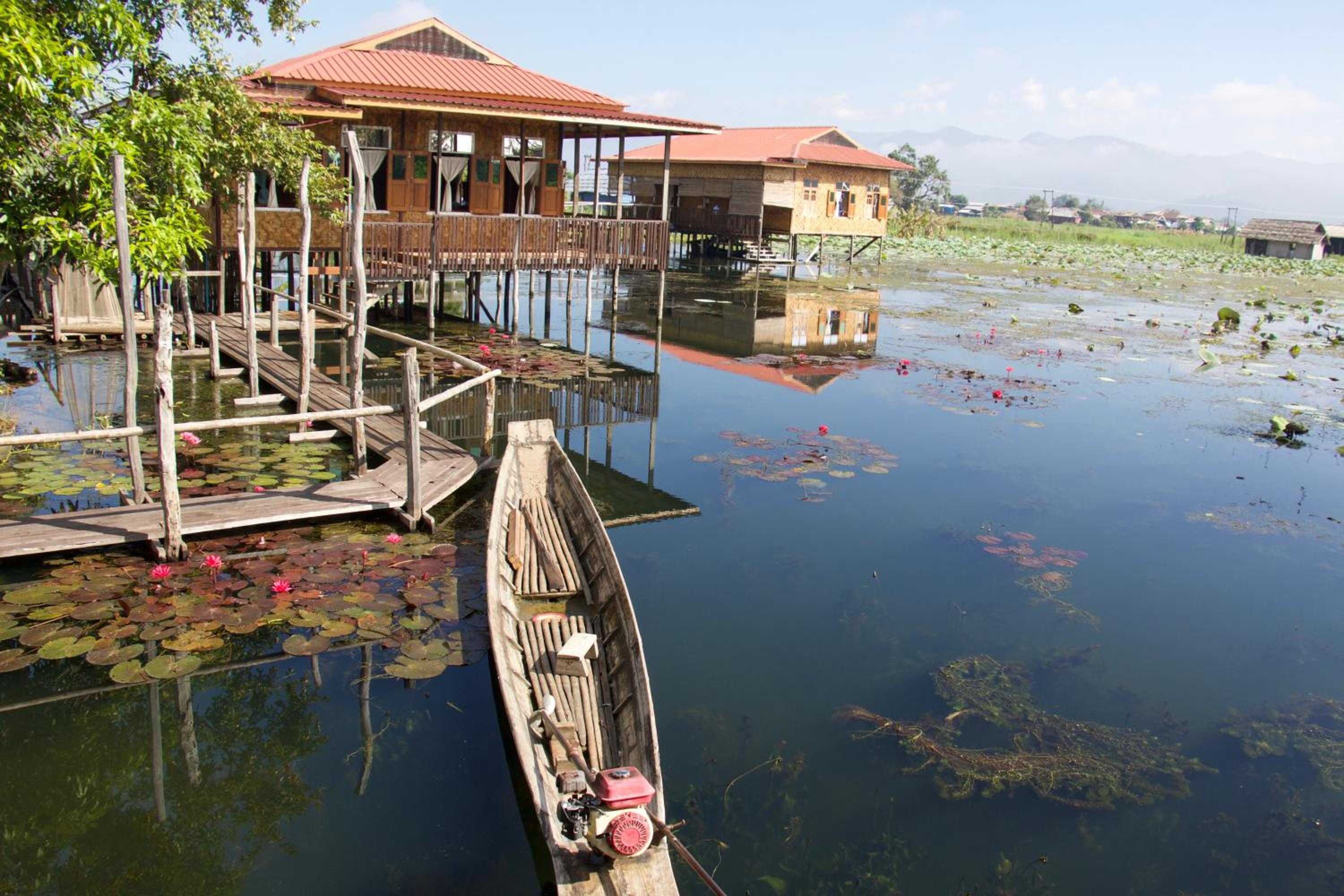 Innthar Lodge Home Stay view 4