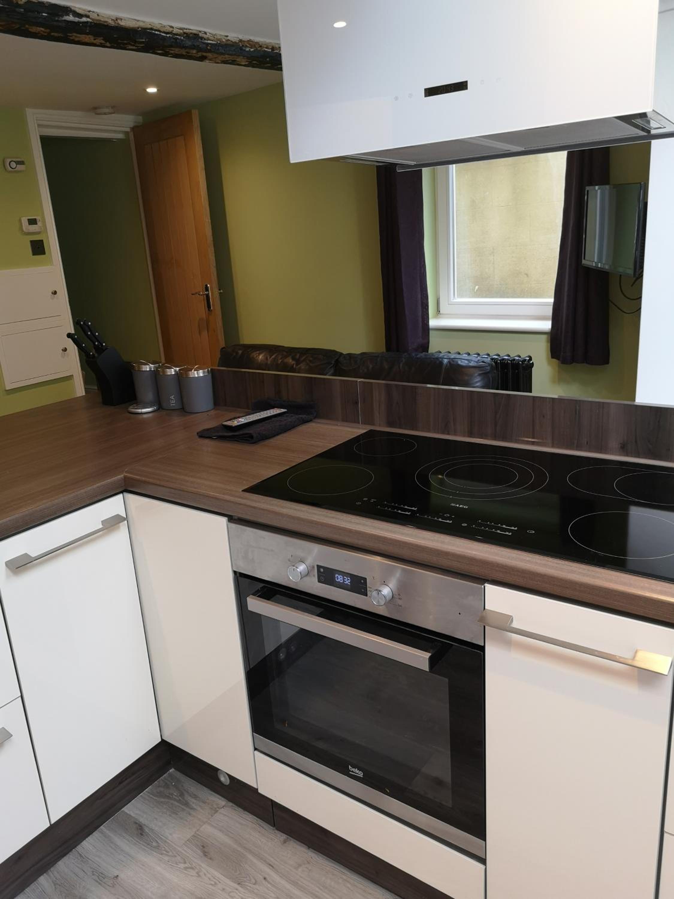 Milton House, photo 12