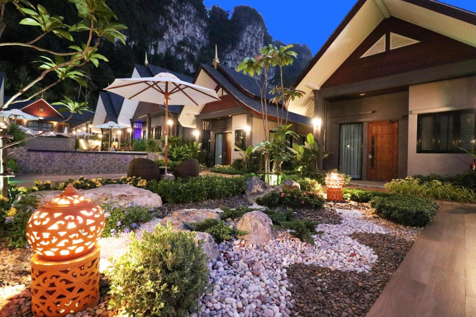 The Scene Cliff View Villas