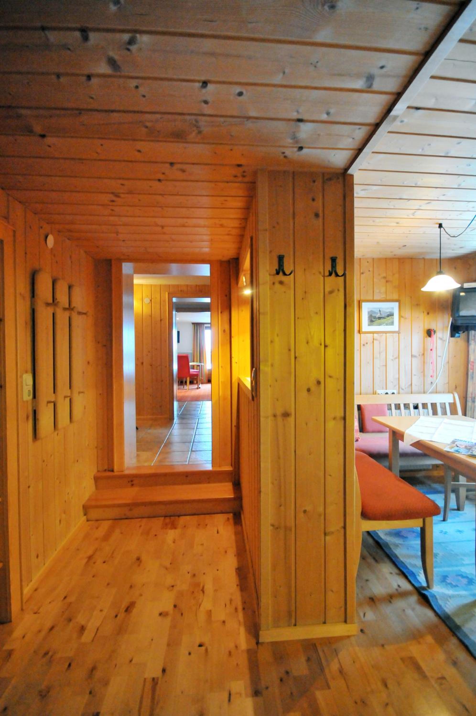Faneskla Apartments