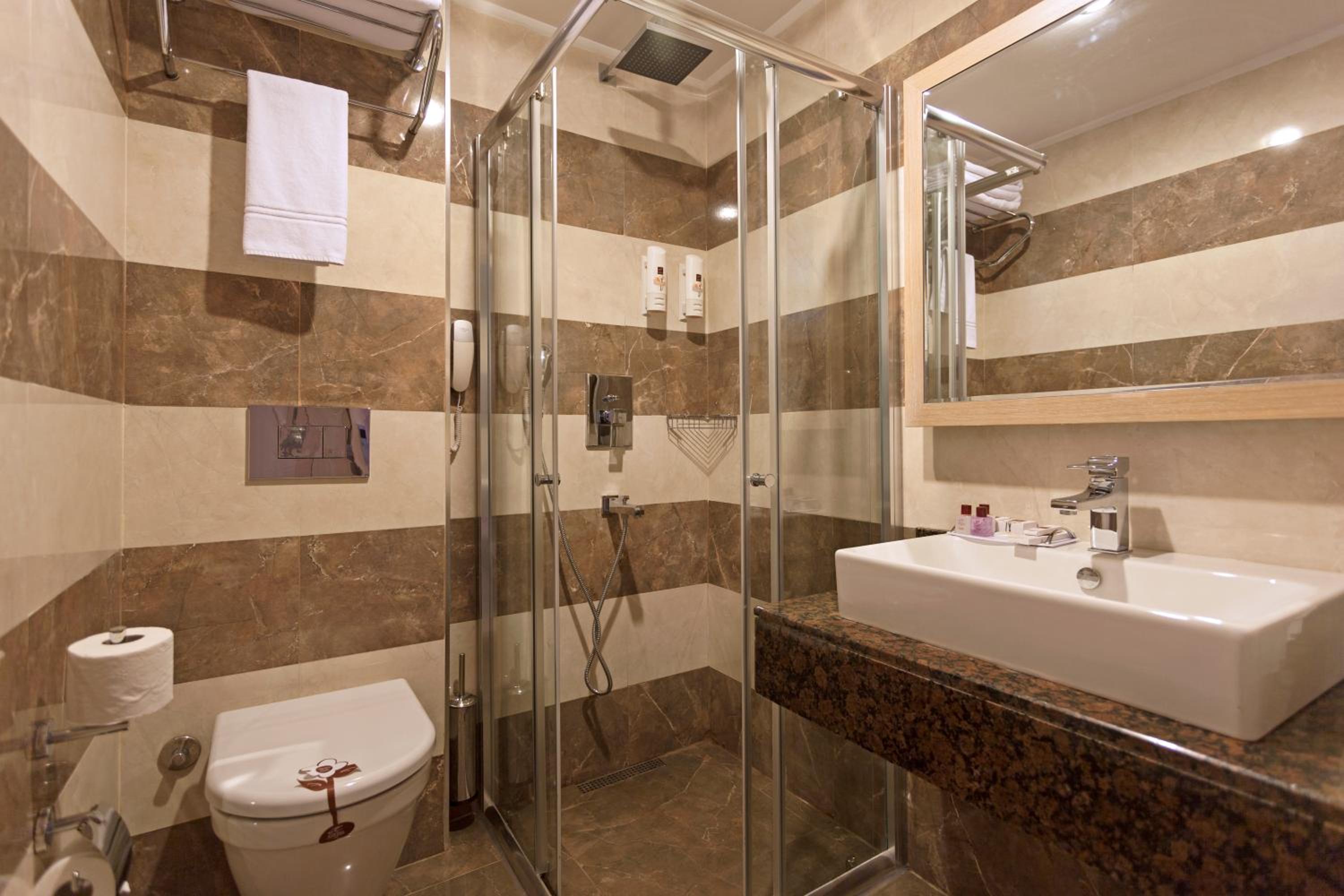 Xperia Saray Beach Hotel - Image 9