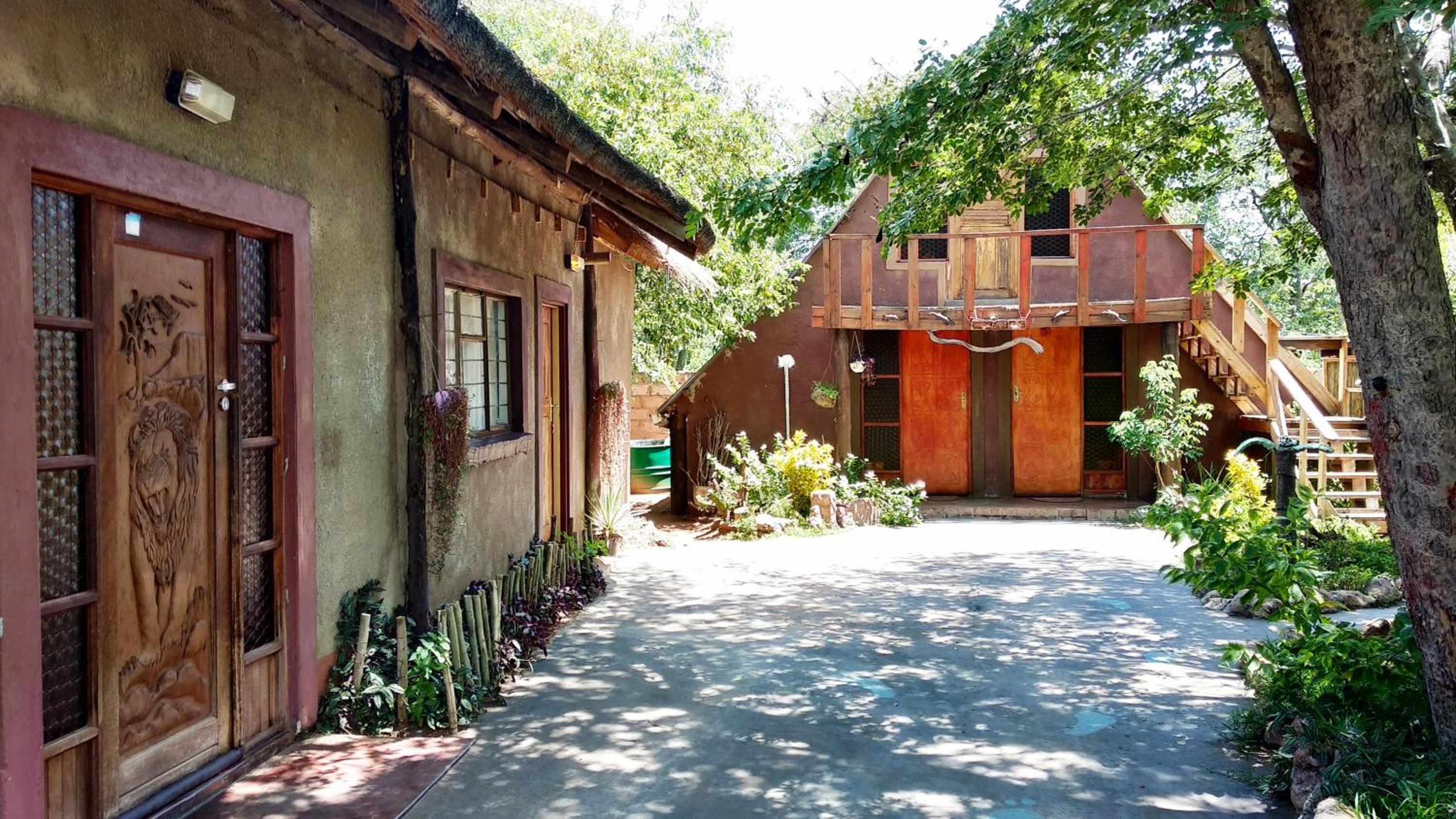 Elephant Trail Guesthouse and Backpackers
