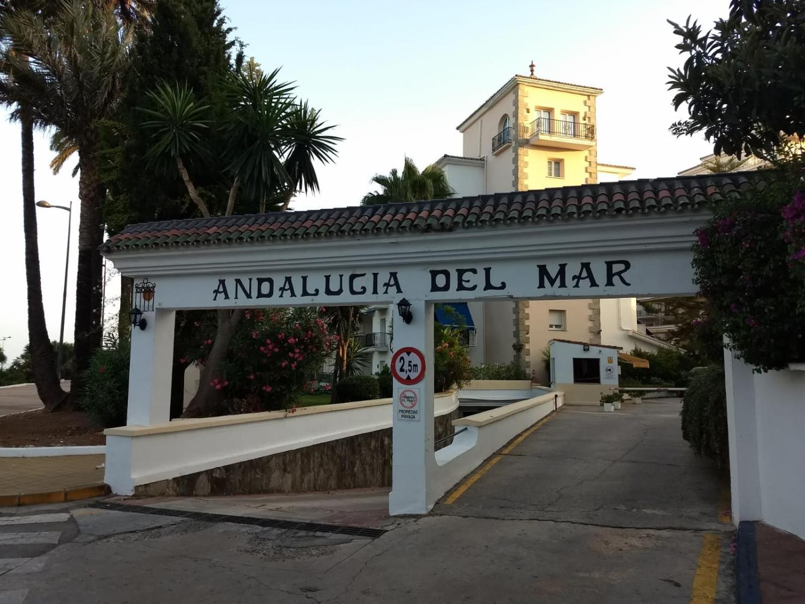 Marbella Vacations - Puerto Banus Playa - Property Image 4