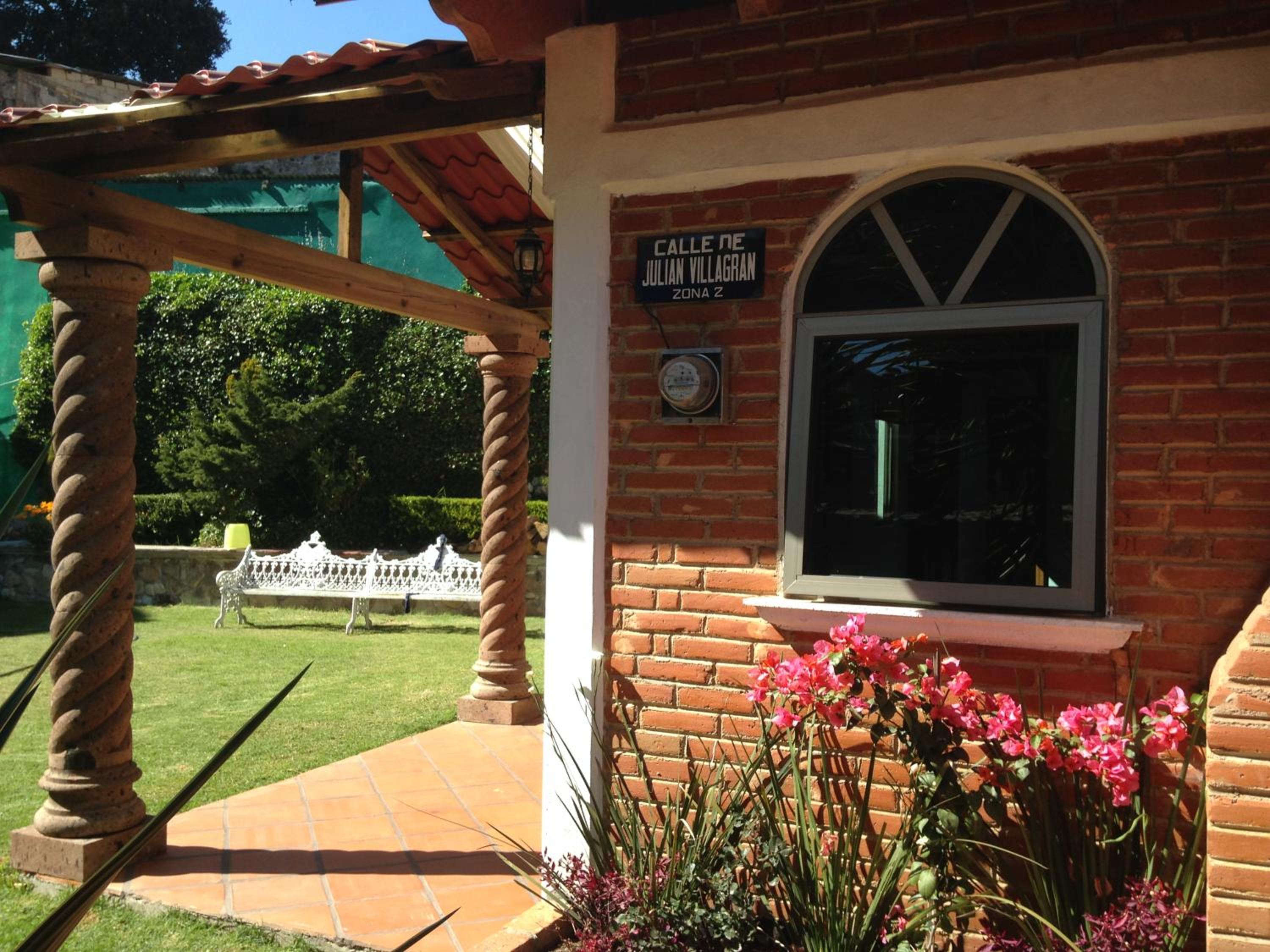 Photo 6