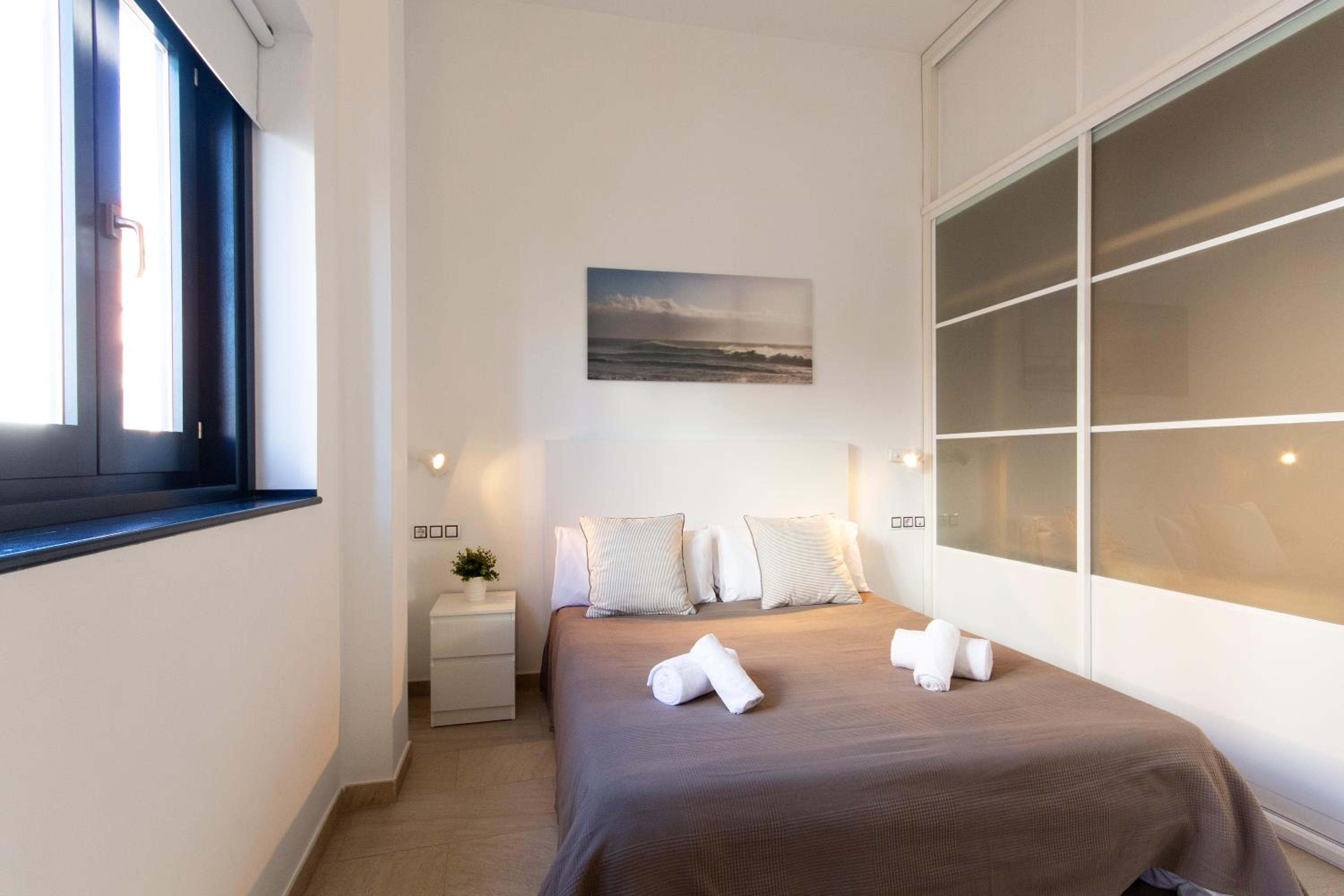 Valentia Apartments - Mercado Central