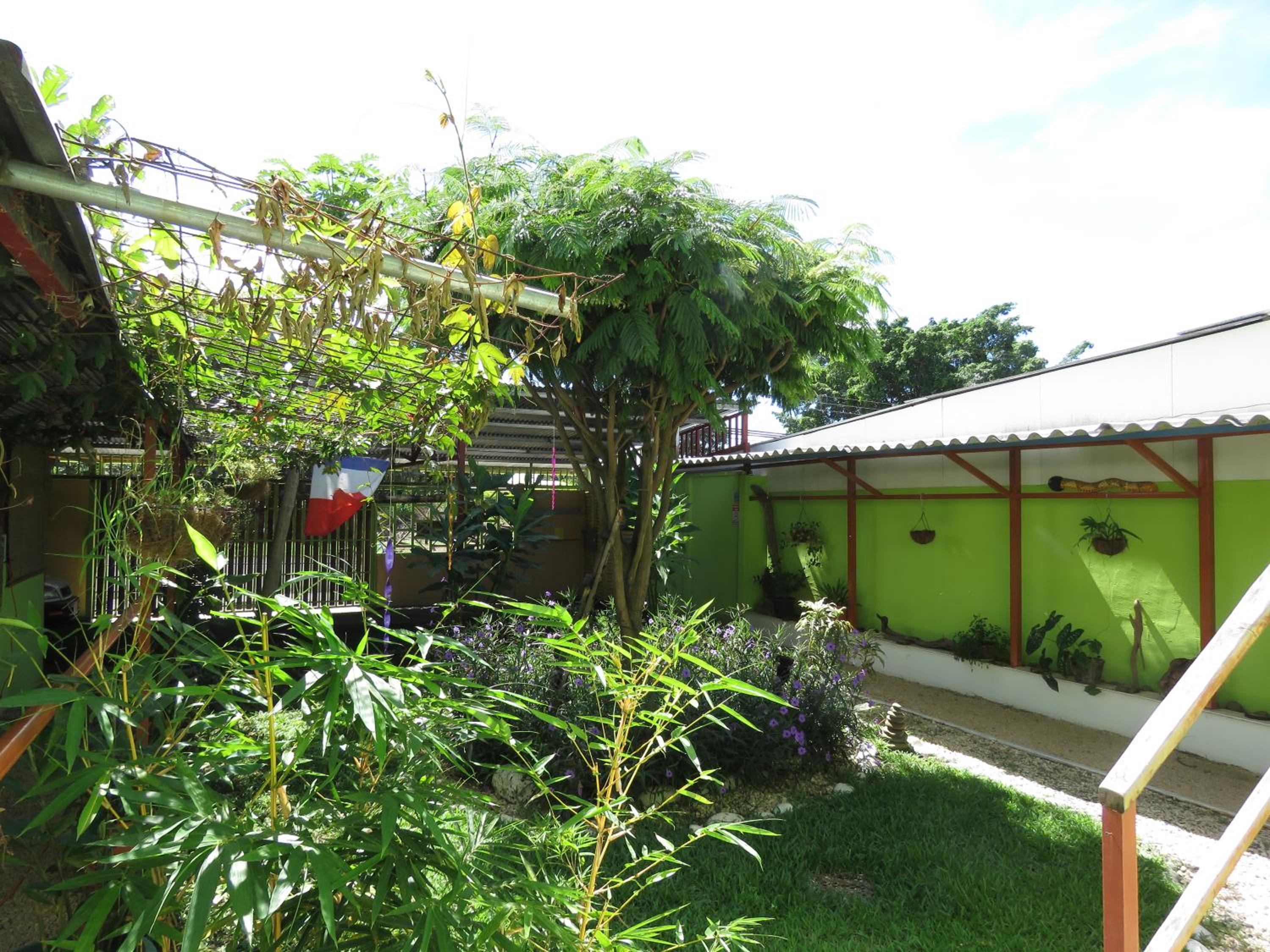 chez philippe view 3