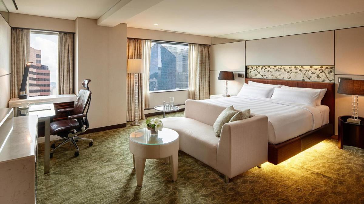 Lotte Hotel Seoul Executive Tower 85
