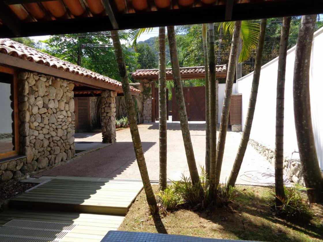 Casa PÉ NA AREIA de REVISTA