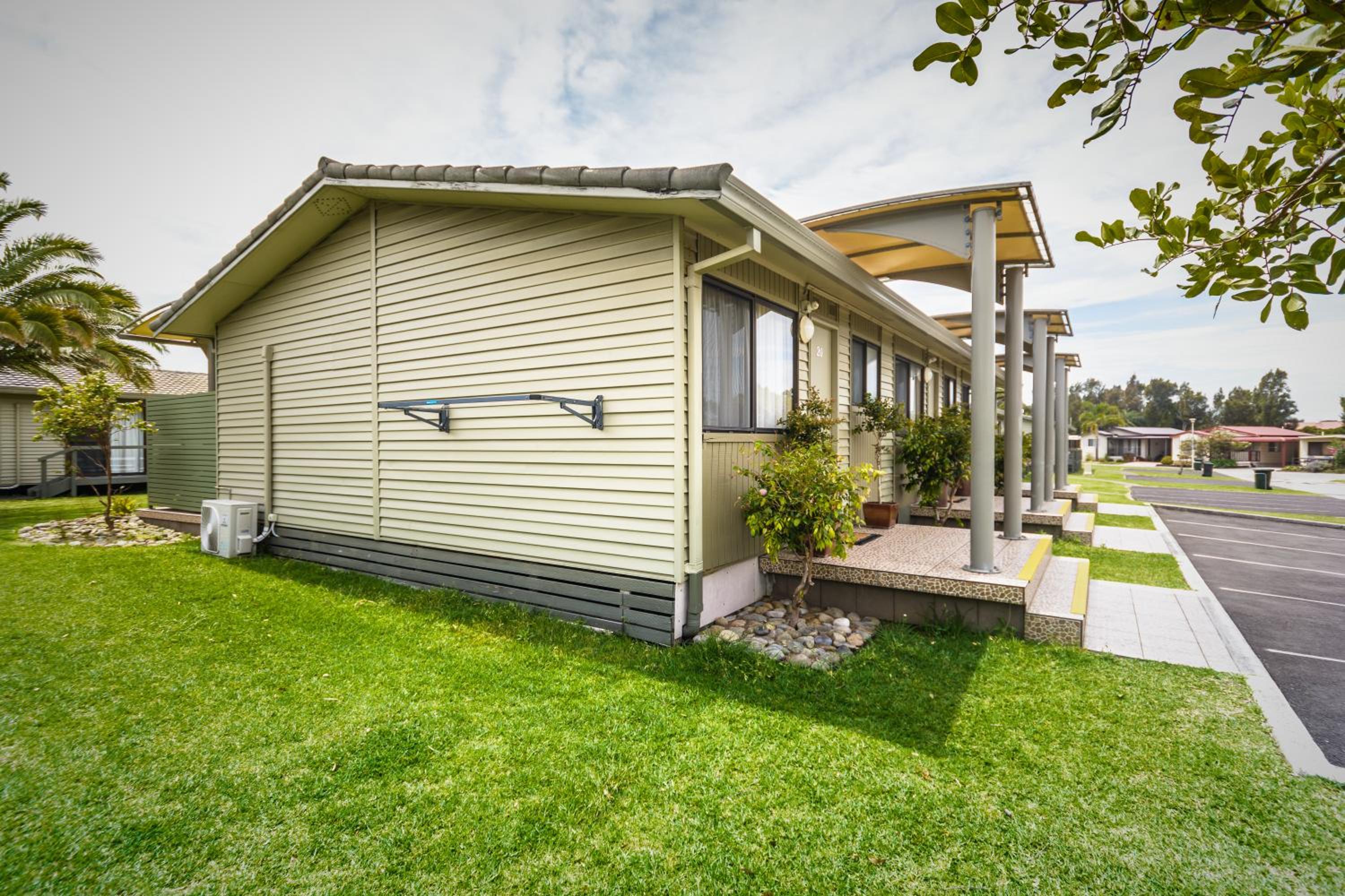 Wollongong Surf Leisure Resort