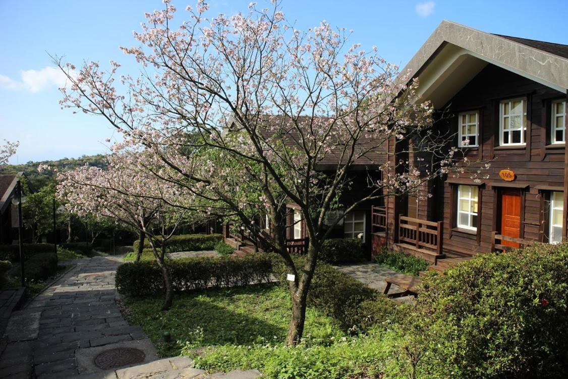Yanmin Hot Spring Resort