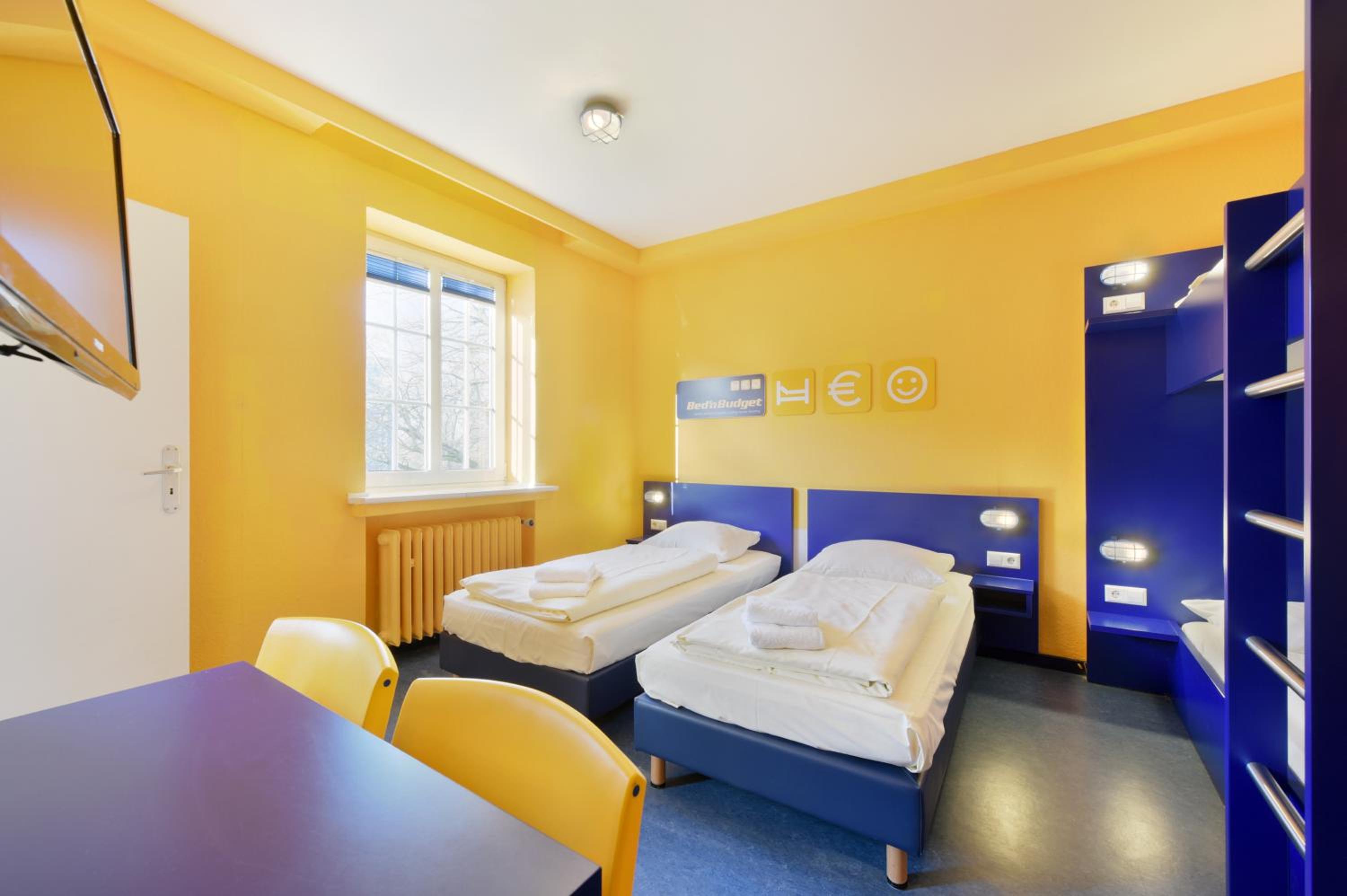 Hannover Vacations - Bed'nBudget Expo-Hostel Rooms - Property Image 5