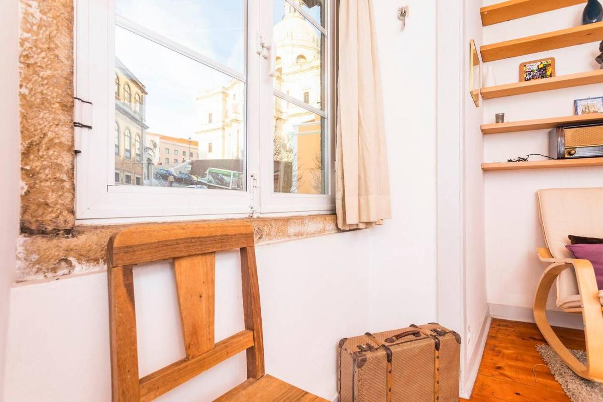 Alfama's Flat with a National Pantheon view view 4
