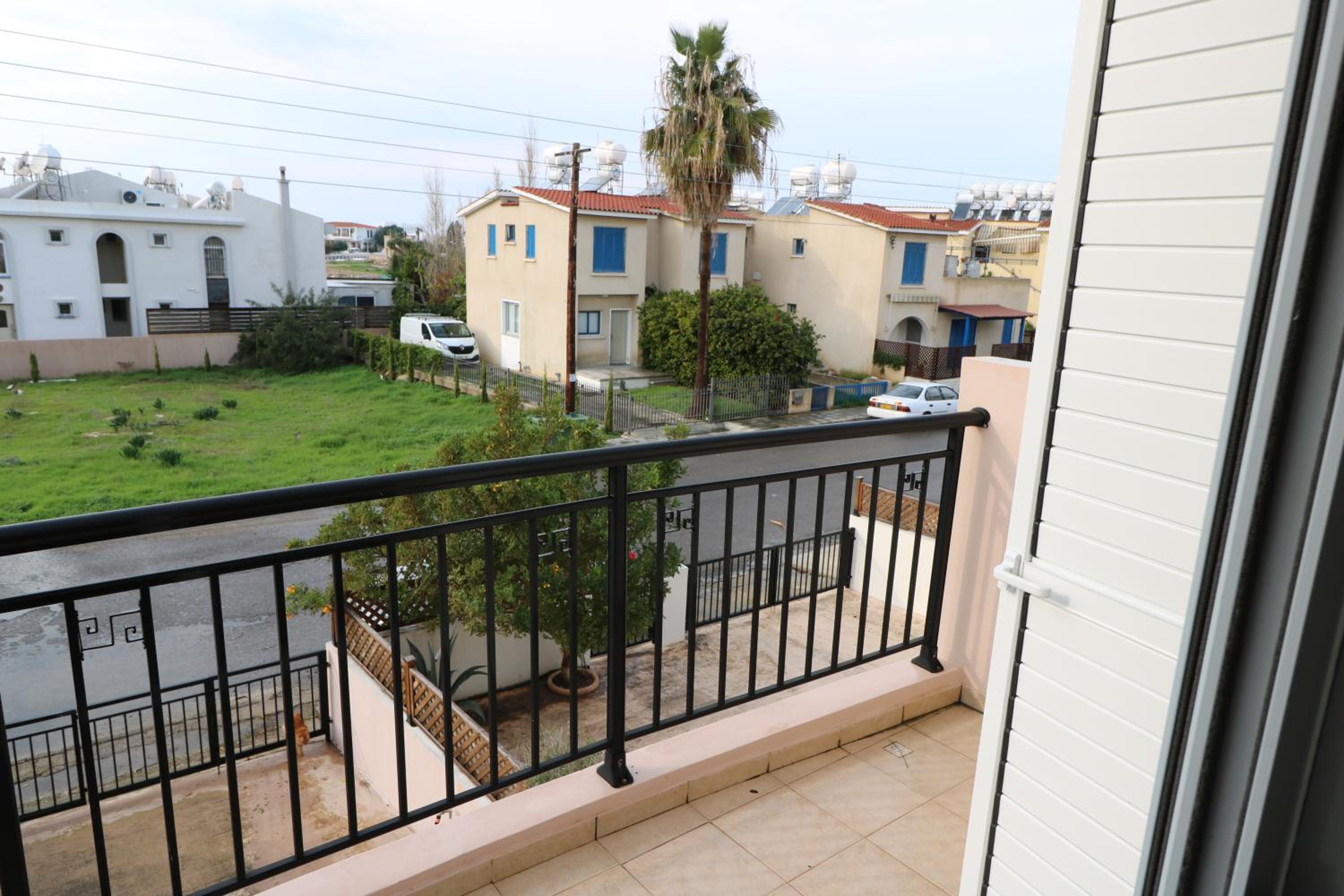 The Paradise Townhouses By Taimoura