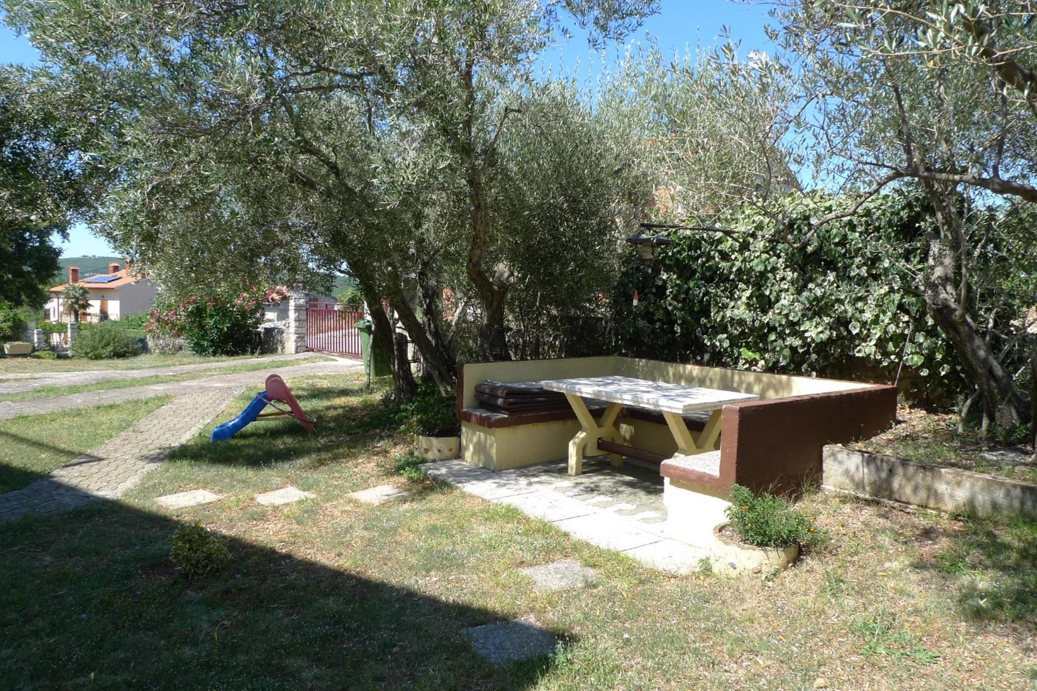 Photo 24