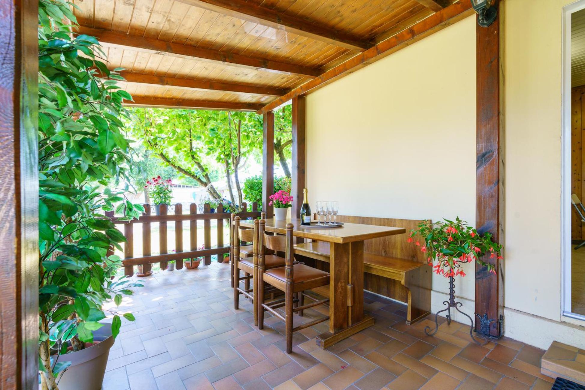 bungalow campeggio madonnina view 4