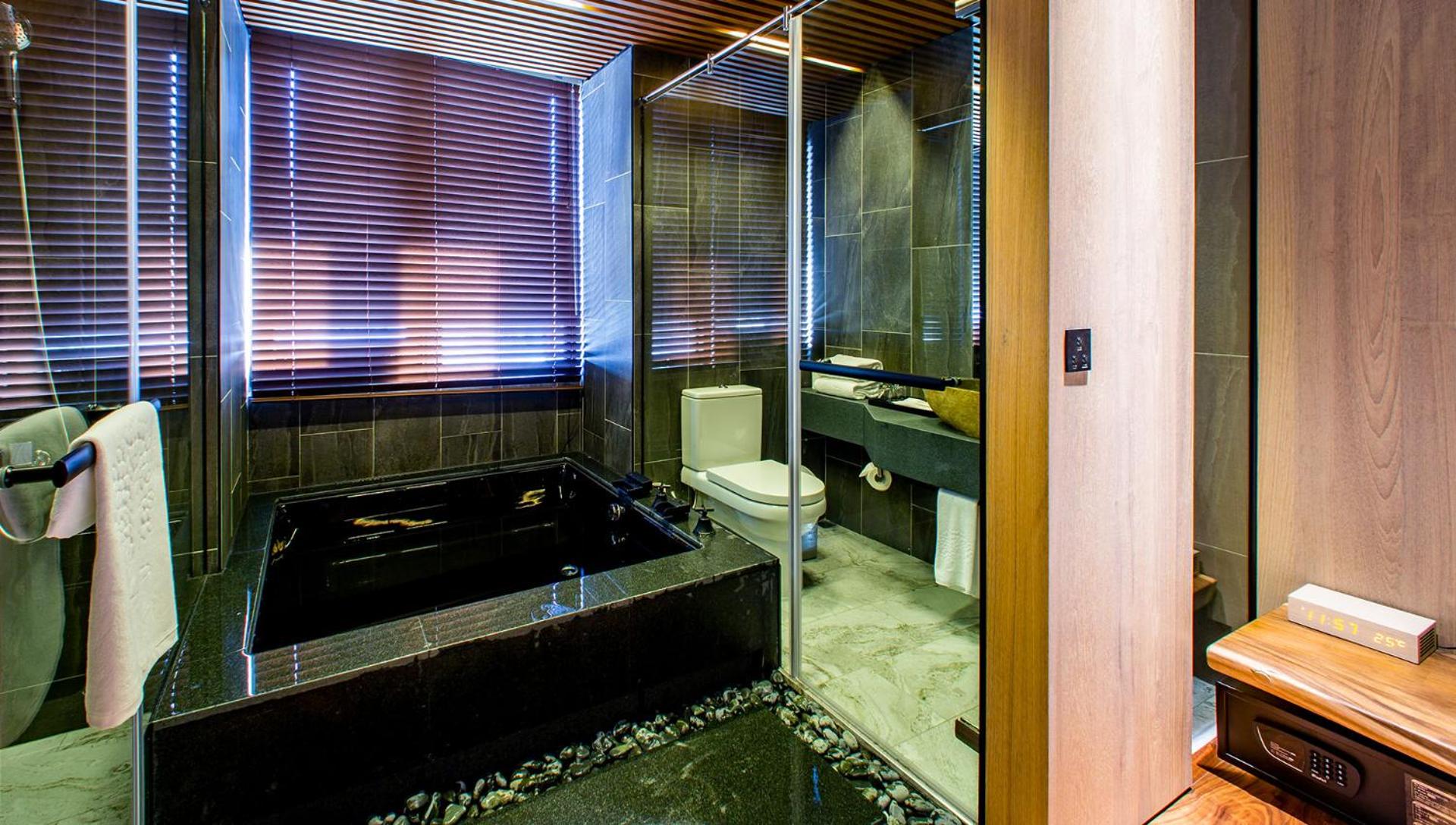 JSL hotel