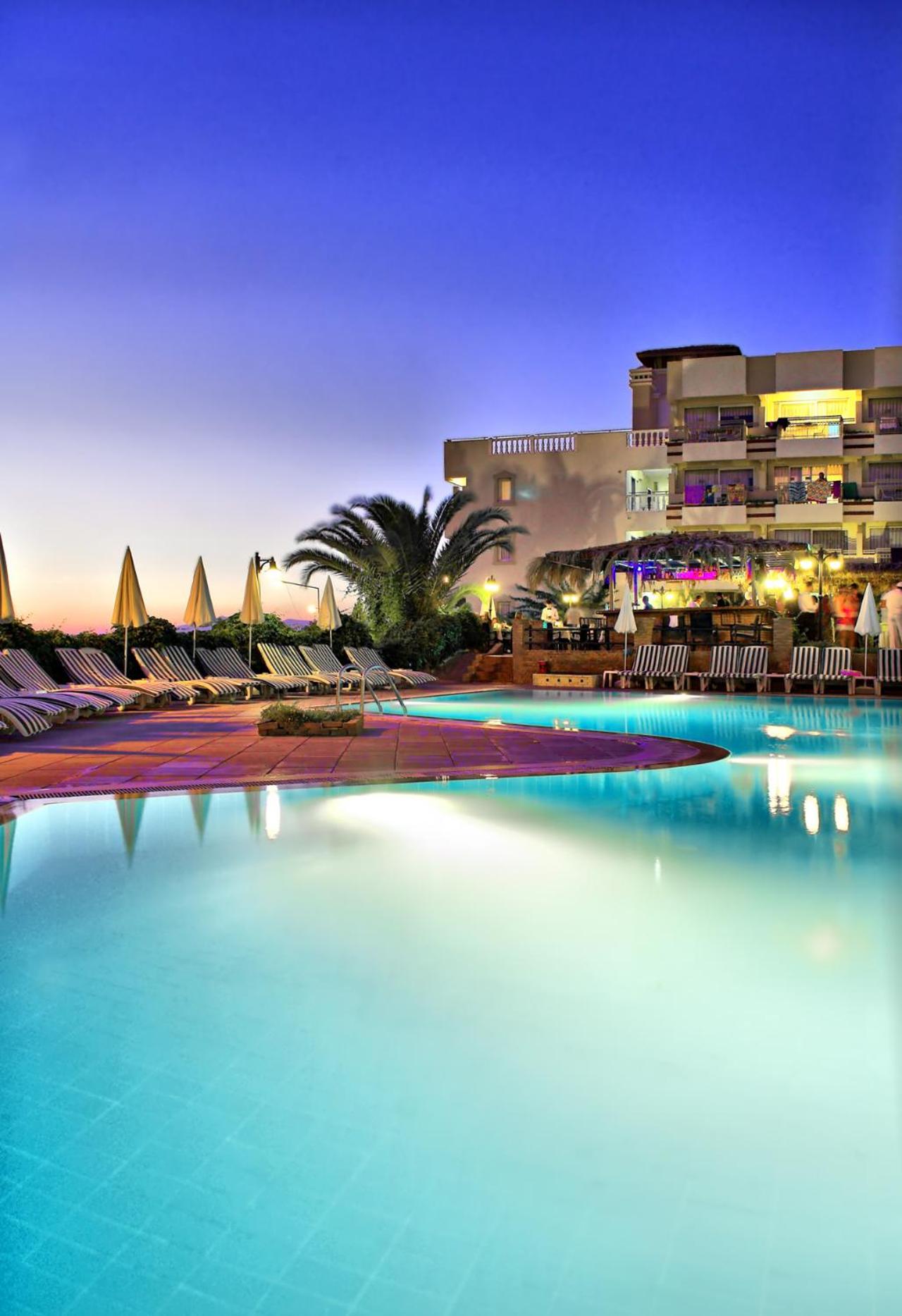 Hotel Carina-Entertainment Hotel - Image 5