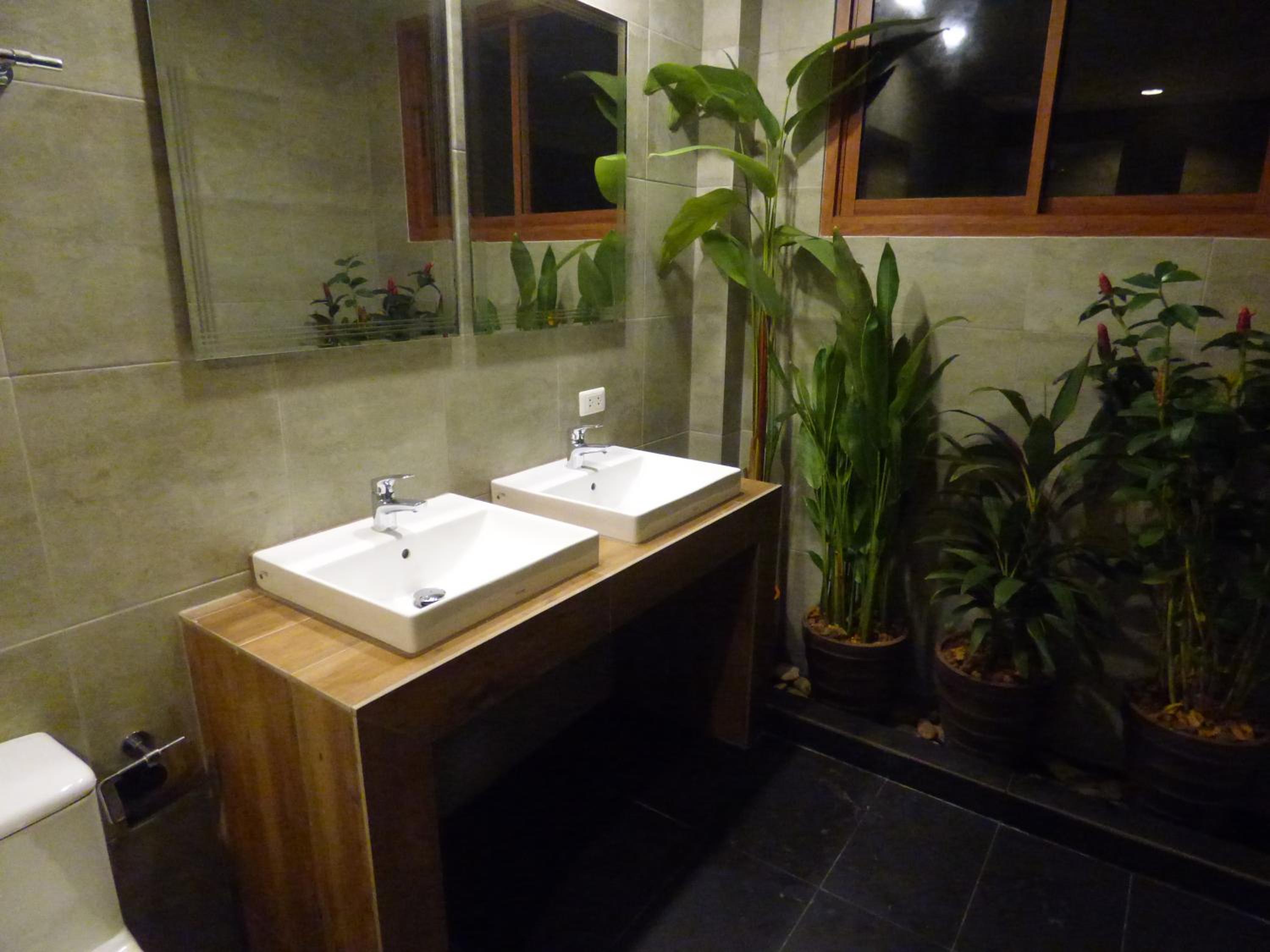 Photo 47