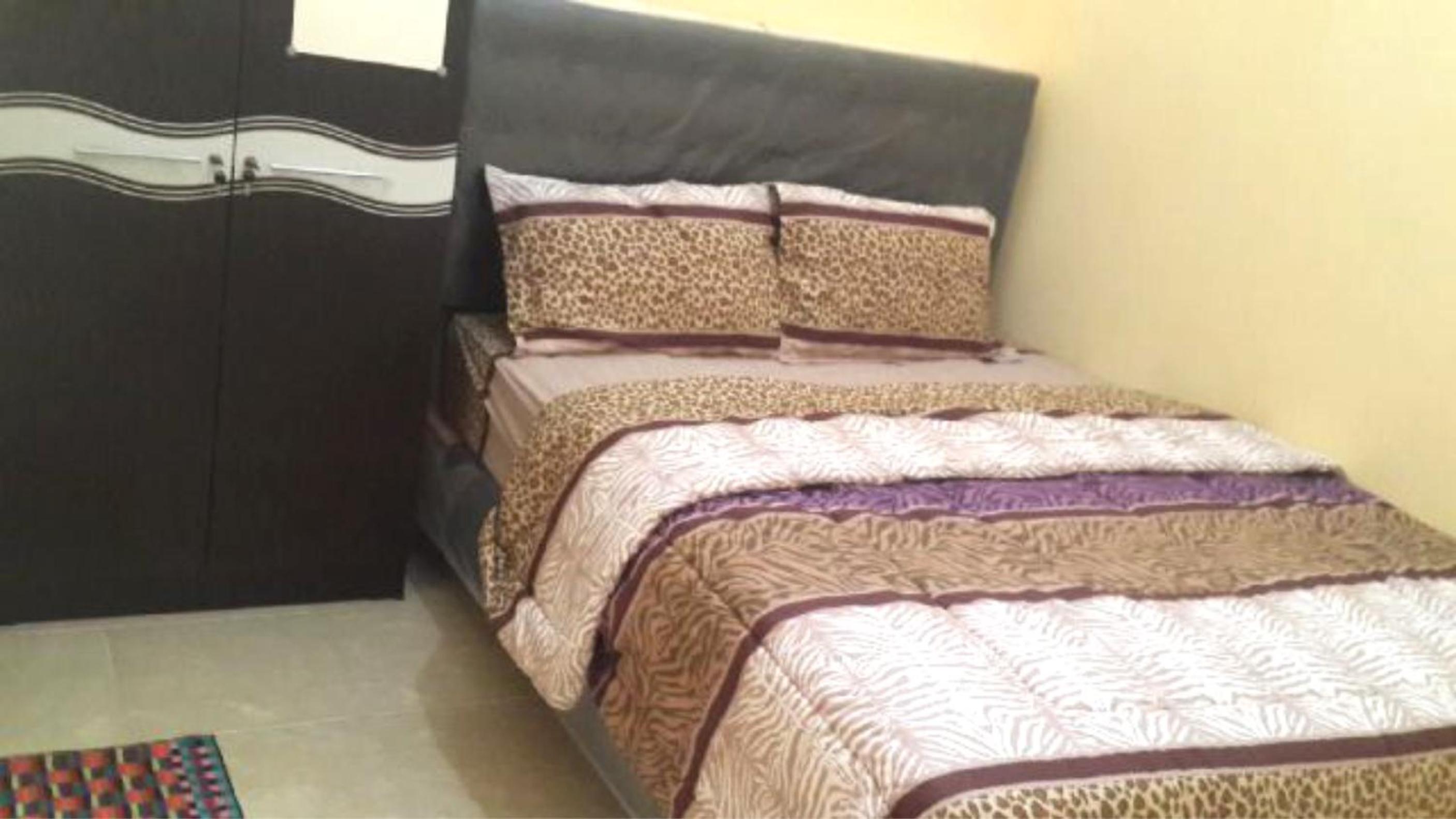 Villa Rafif Batu - Four Bedroom, Batu - 12