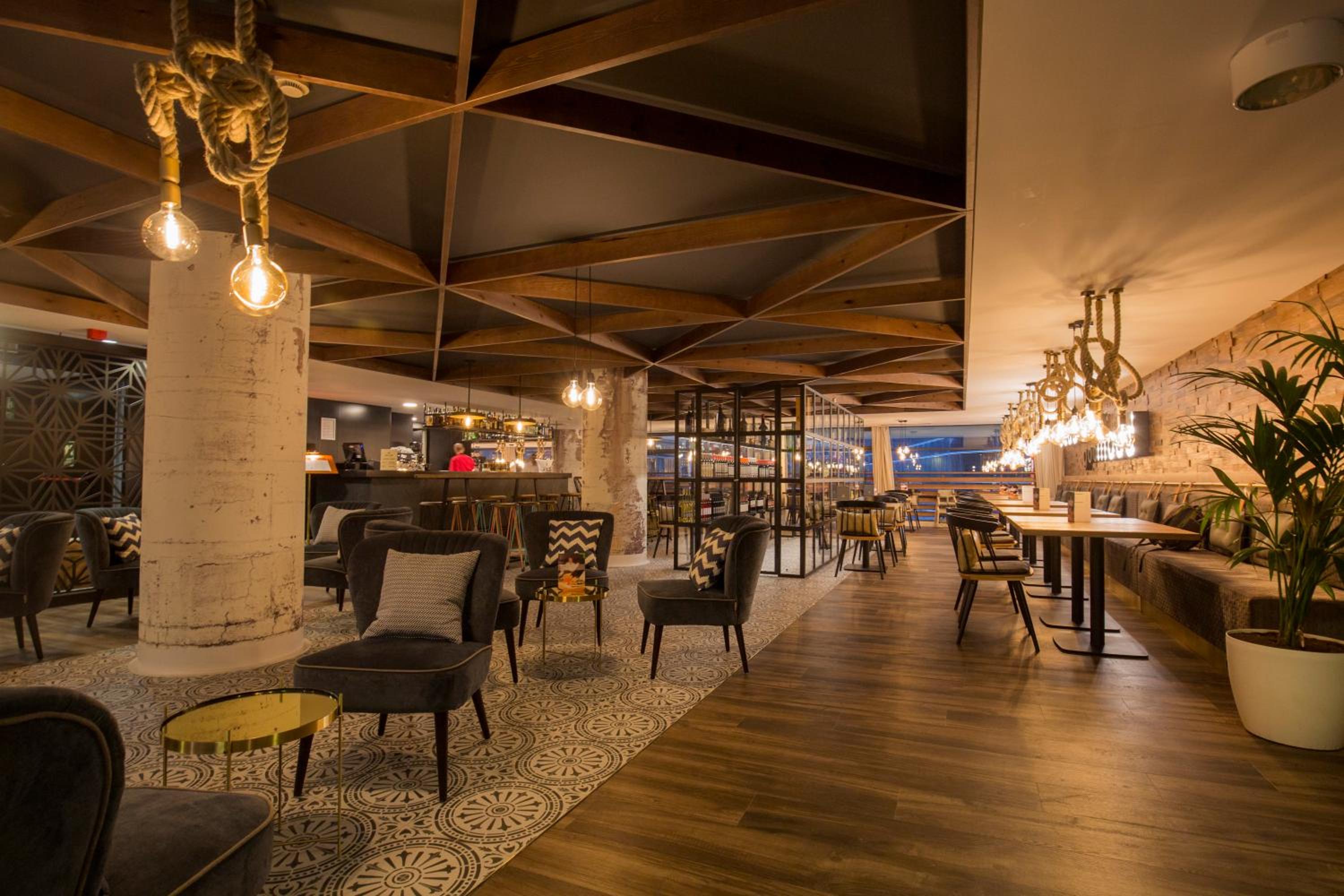 Andorra la Vella Vacations - Yomo Centric - Property Image 3