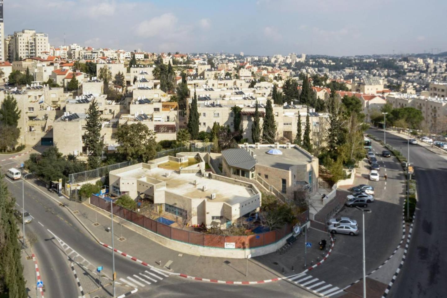Savyoney Ramat Sharet By Isrentals- 3 Bedrooms view 3