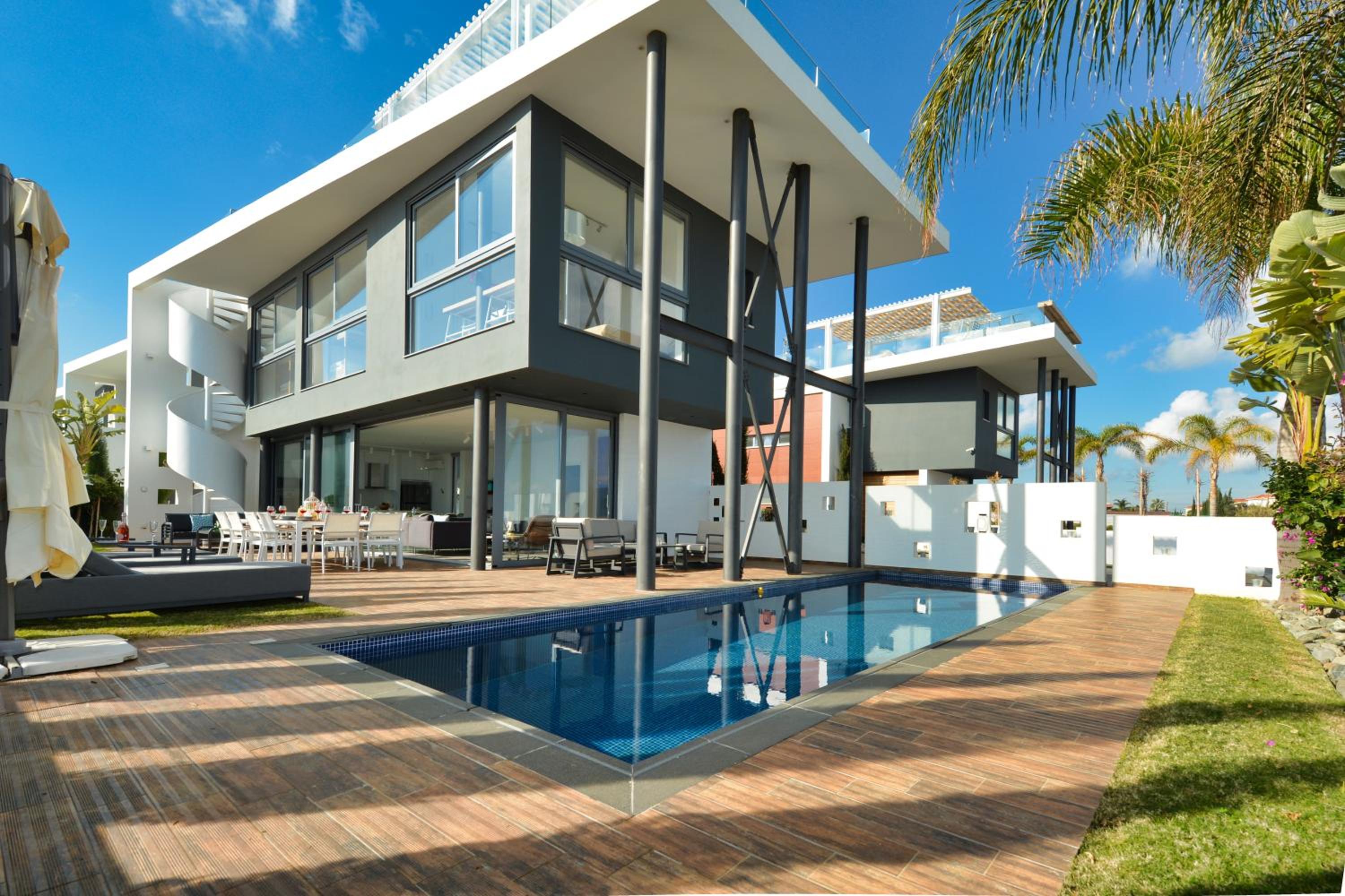 Hotel White Pearl Villa