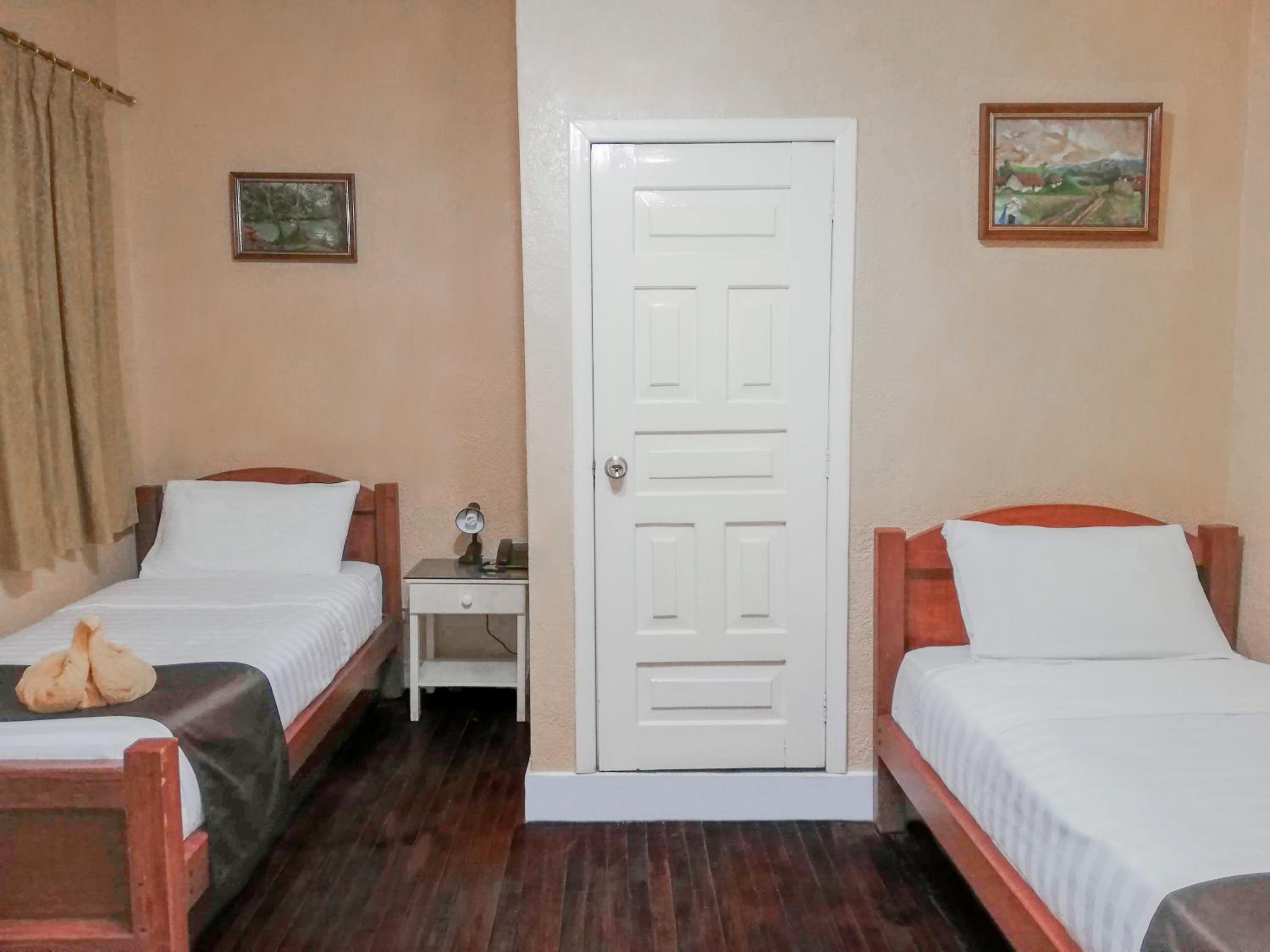 Hostal Loro Verde