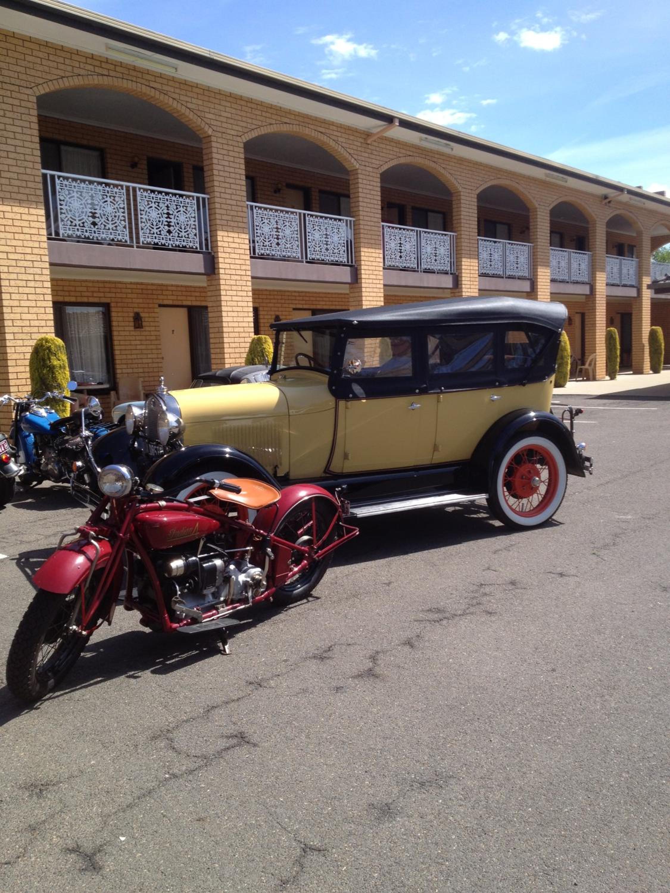 Lakeview Motel
