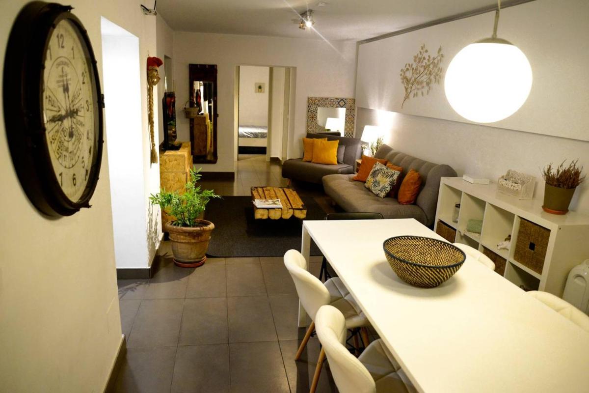 Apartment Gobernador - center view 2
