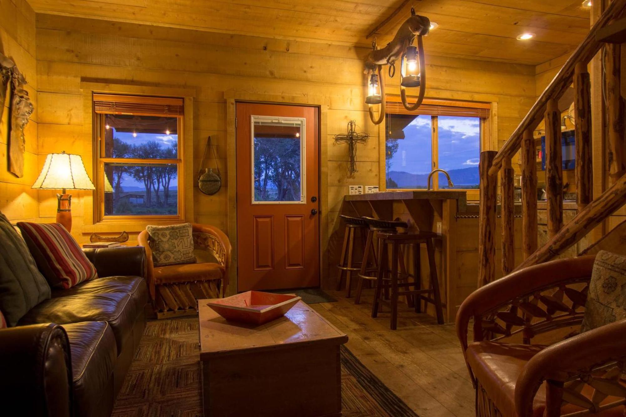 Beautiful 1 BR "Barn" Cabin - Perfect for Small Families view 2