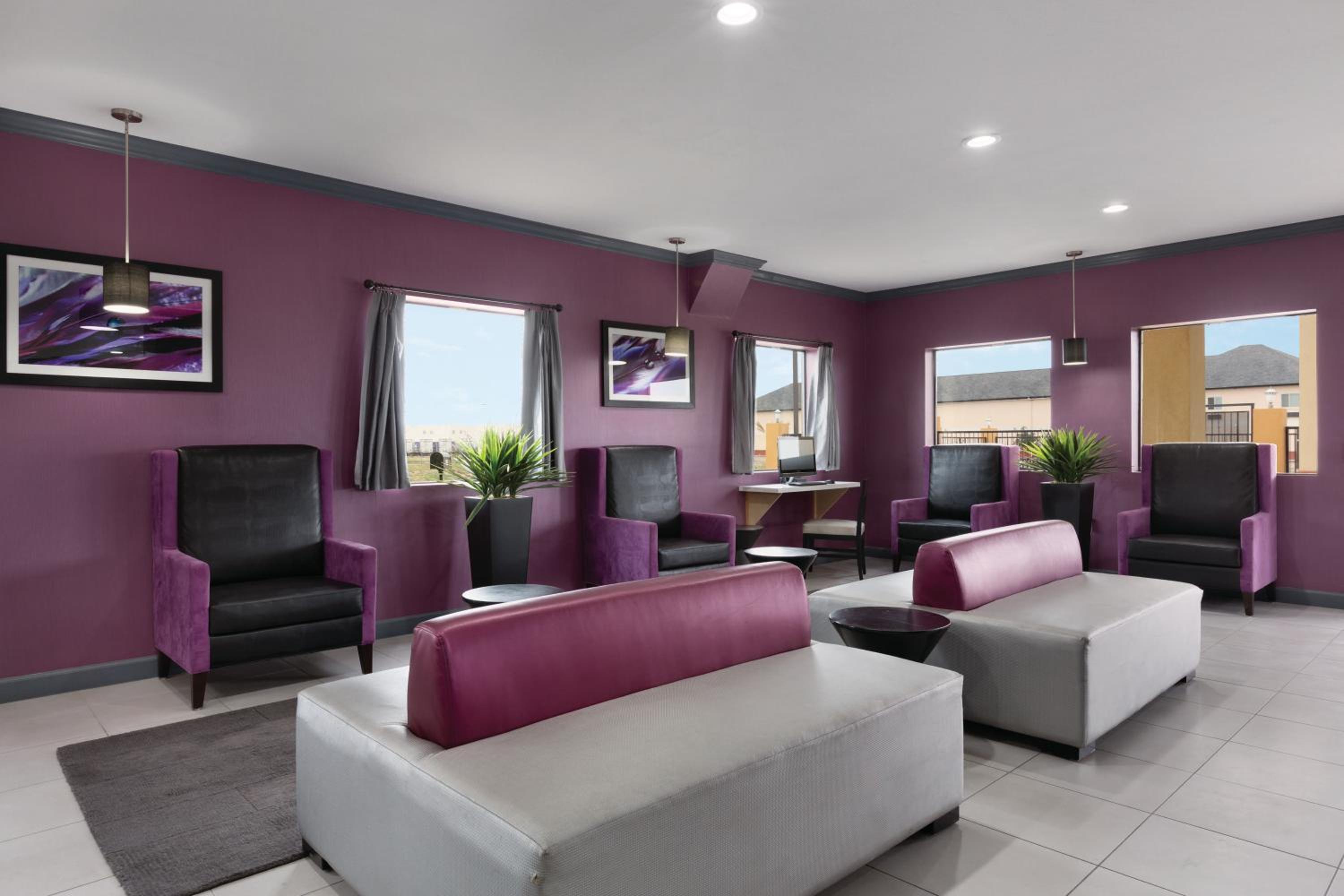 Days Inn by Wyndham Odessa