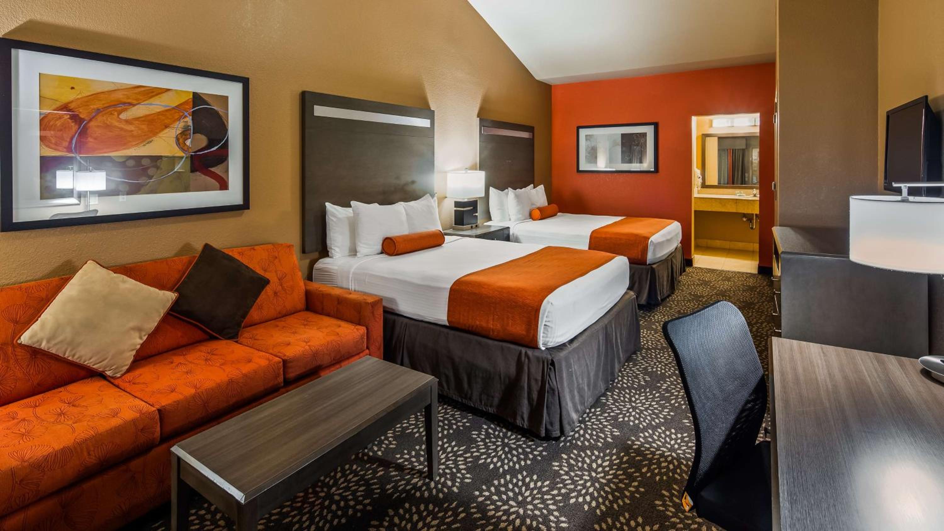 Bay City Vacations - Best Western Executive Inn El Campo - Property Image 3