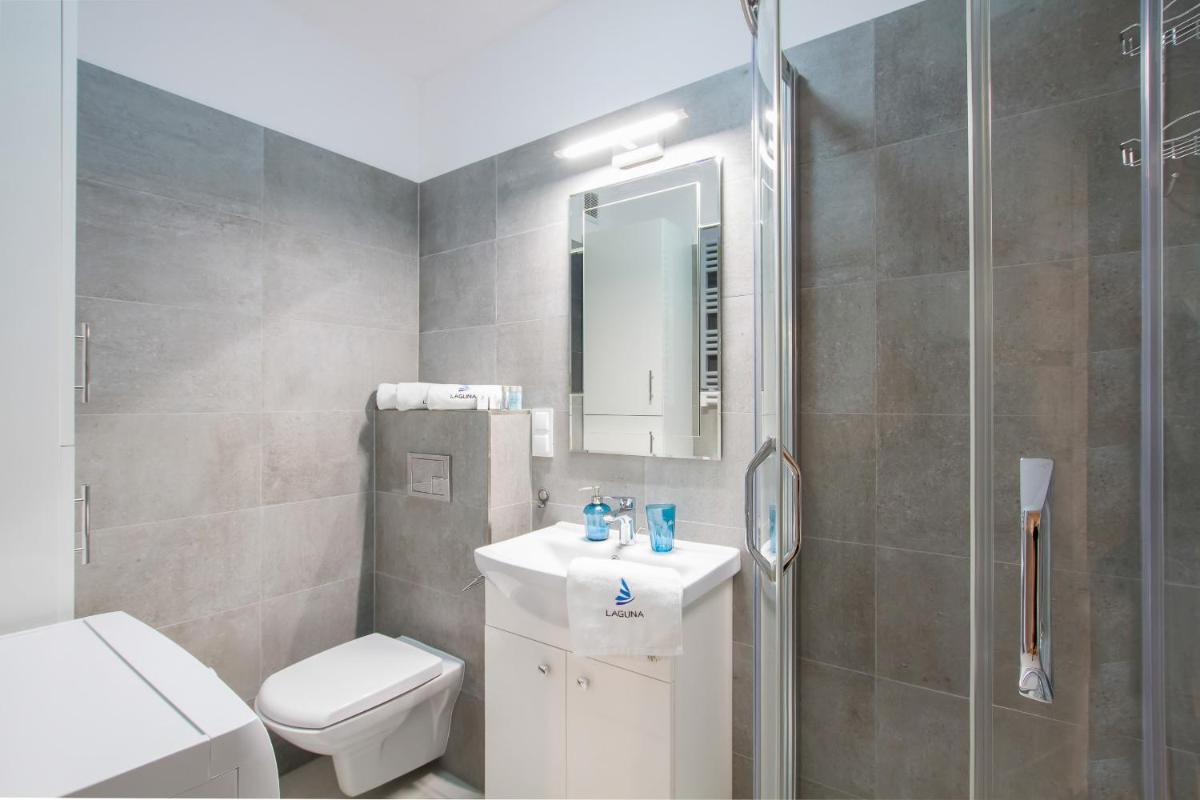 Apartments Gdynia Na Fali by Renters view 4