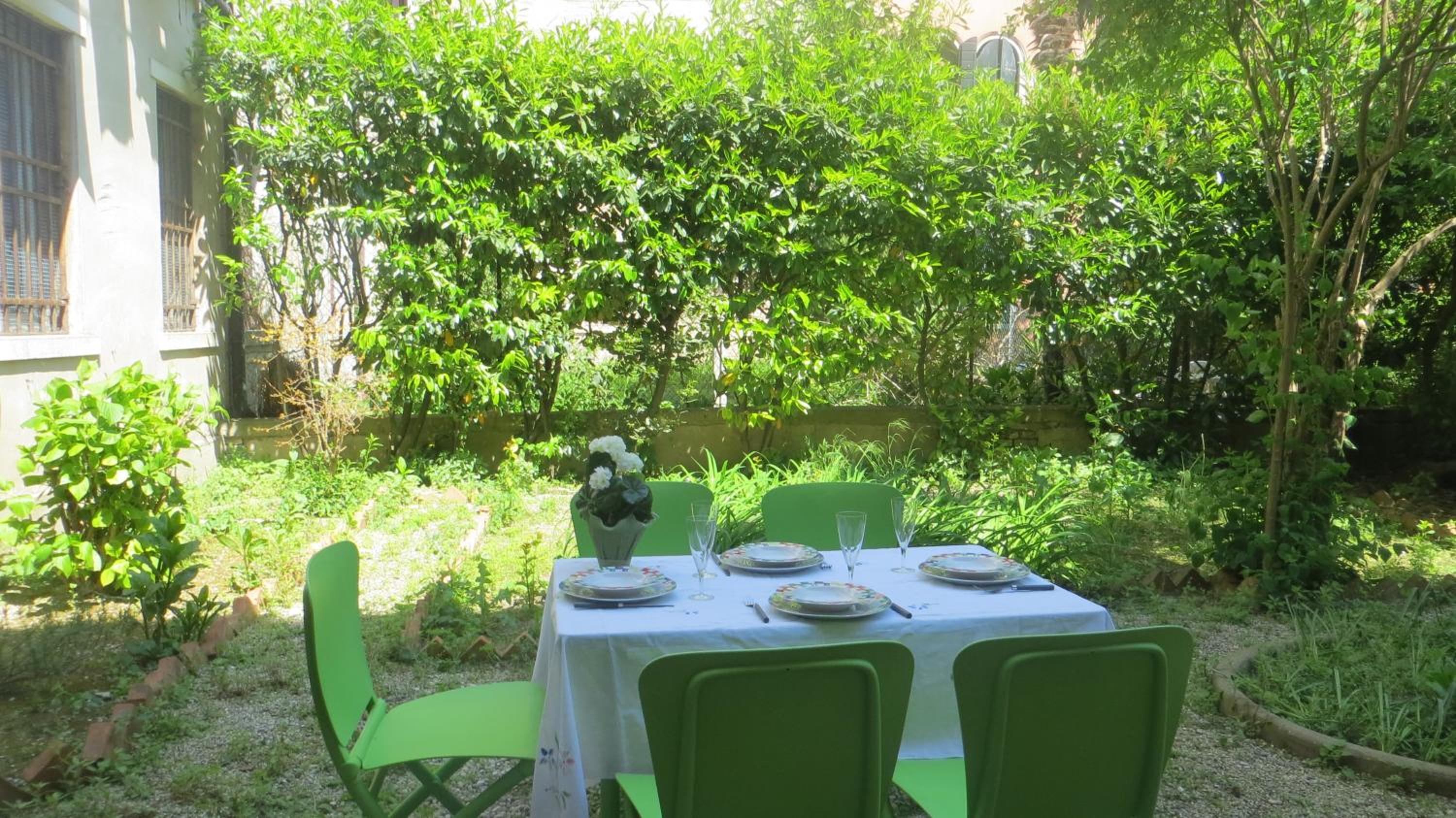 Venice Laguna Blu & Garden