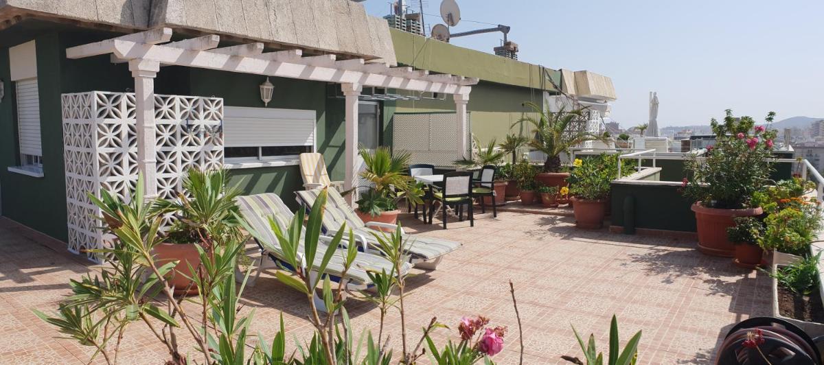 Ático con gran terraza photo 5
