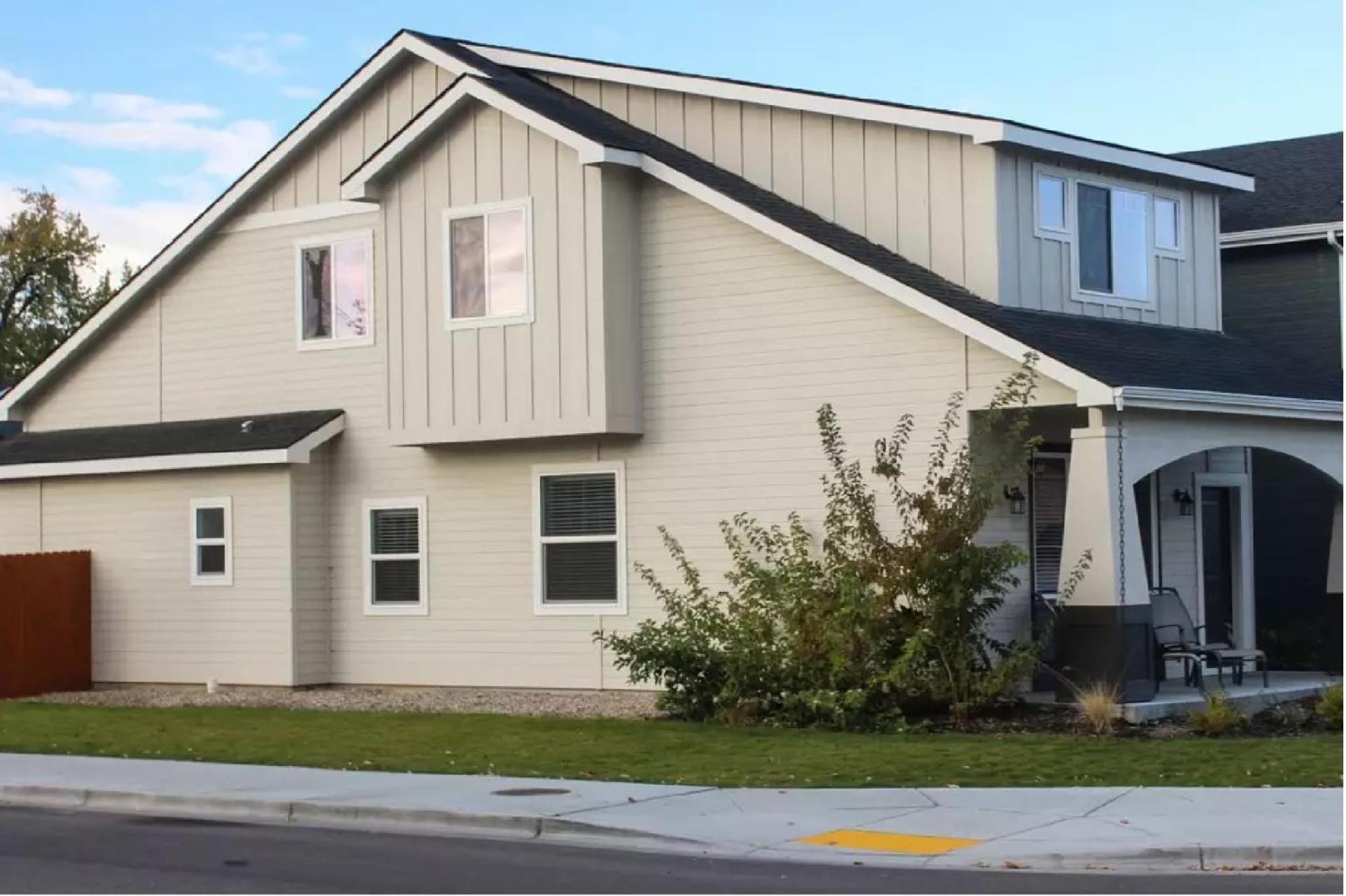 11203 Arch view 4