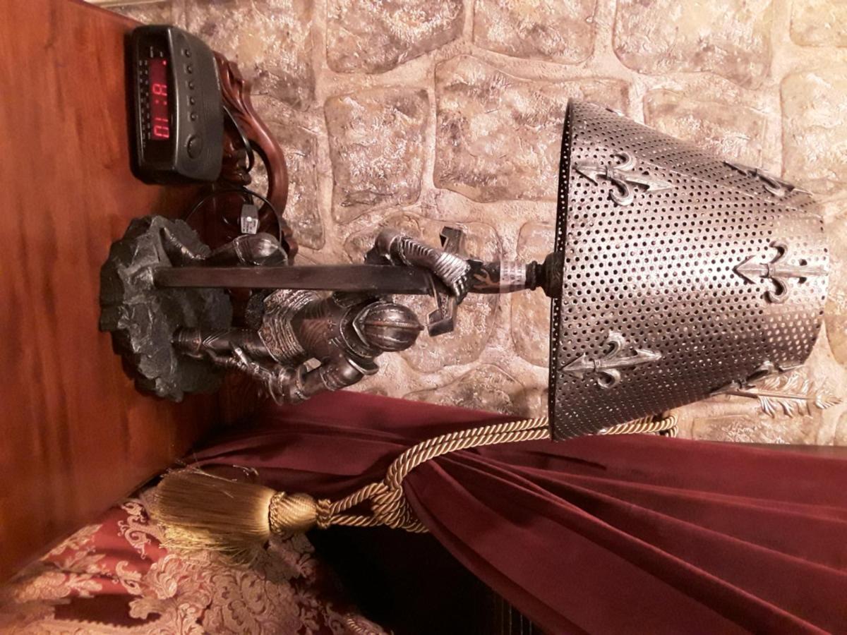 Lions Gate Manor
