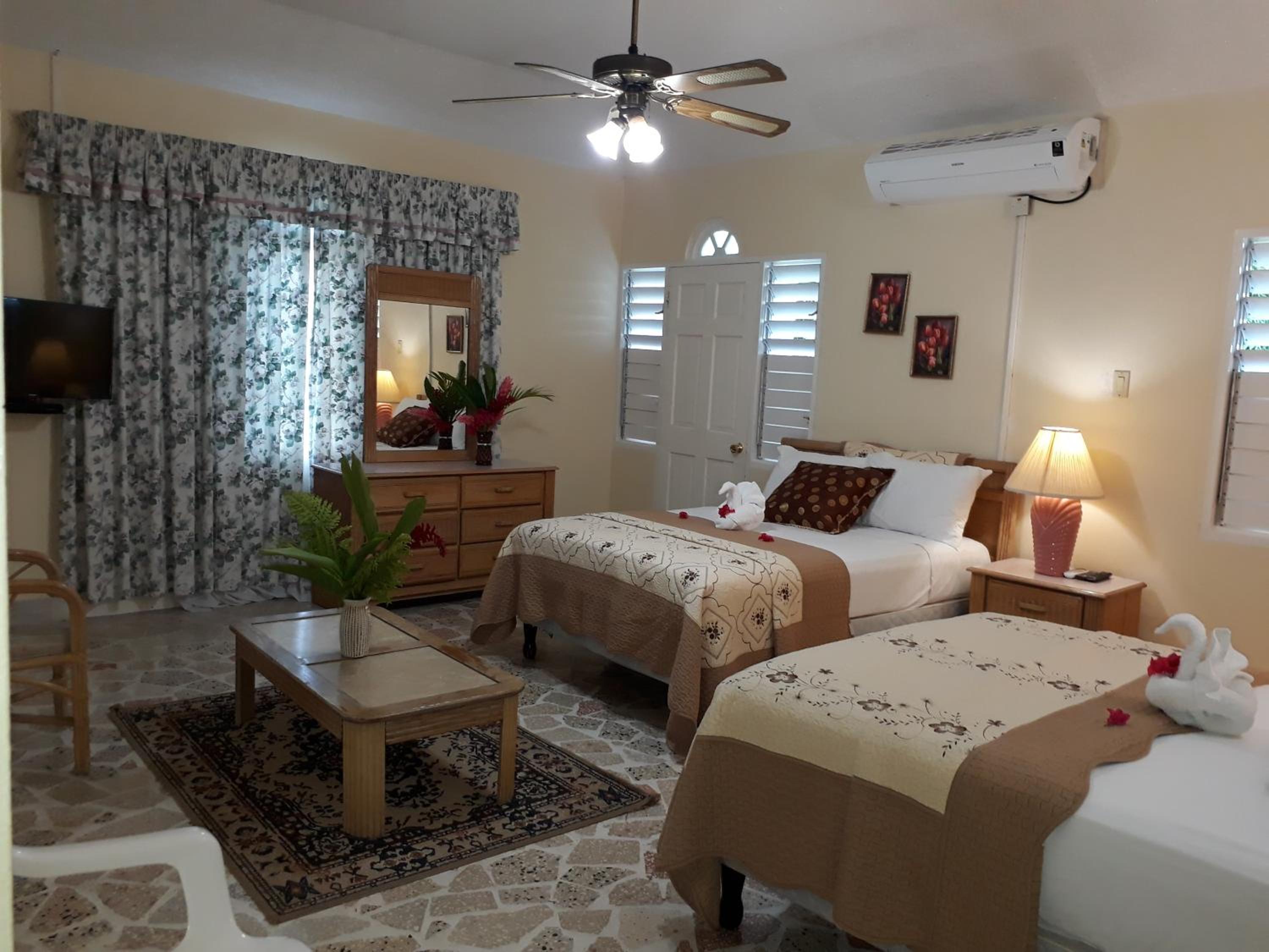 Paradise Inn