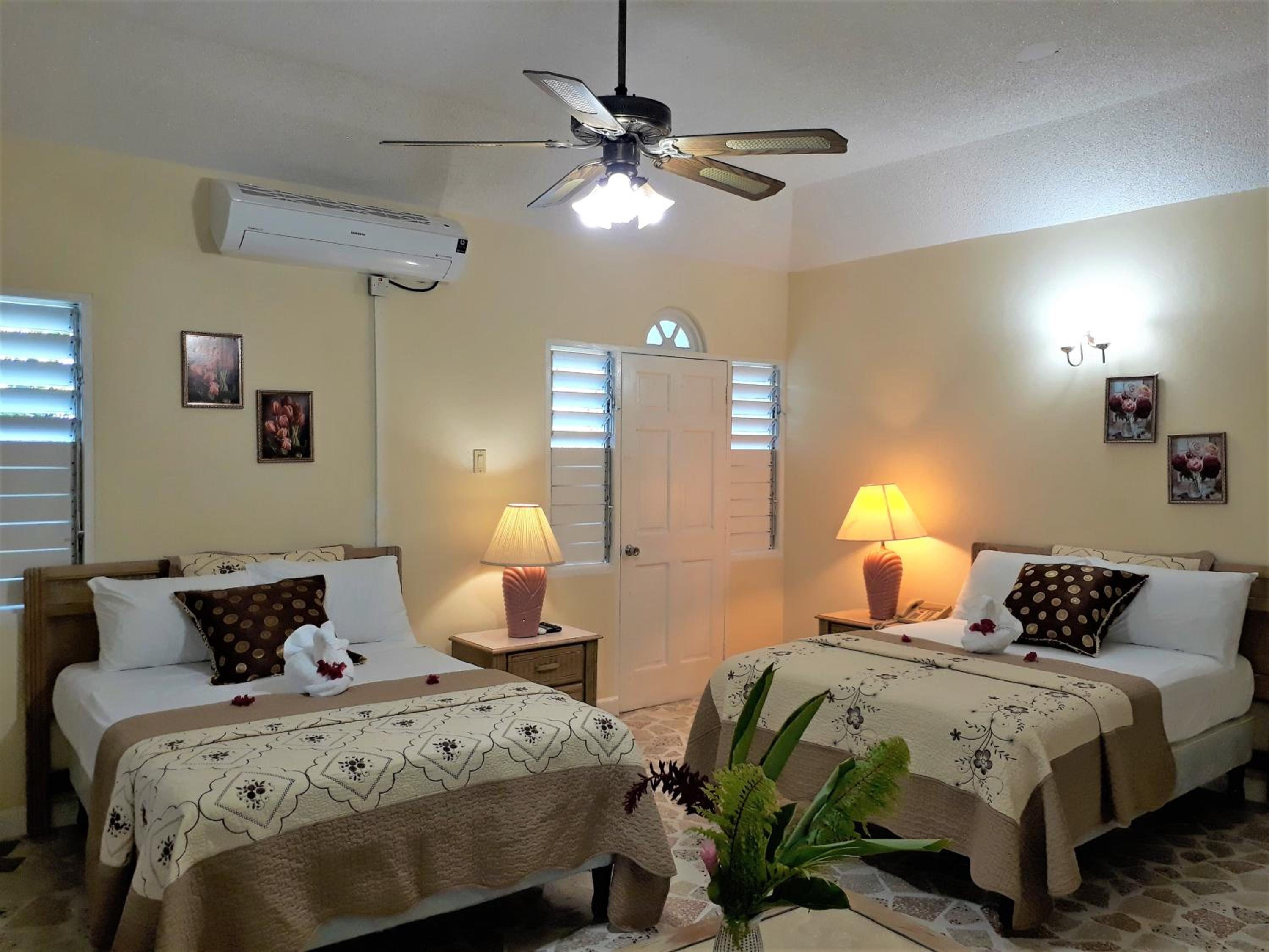 Paradise Inn