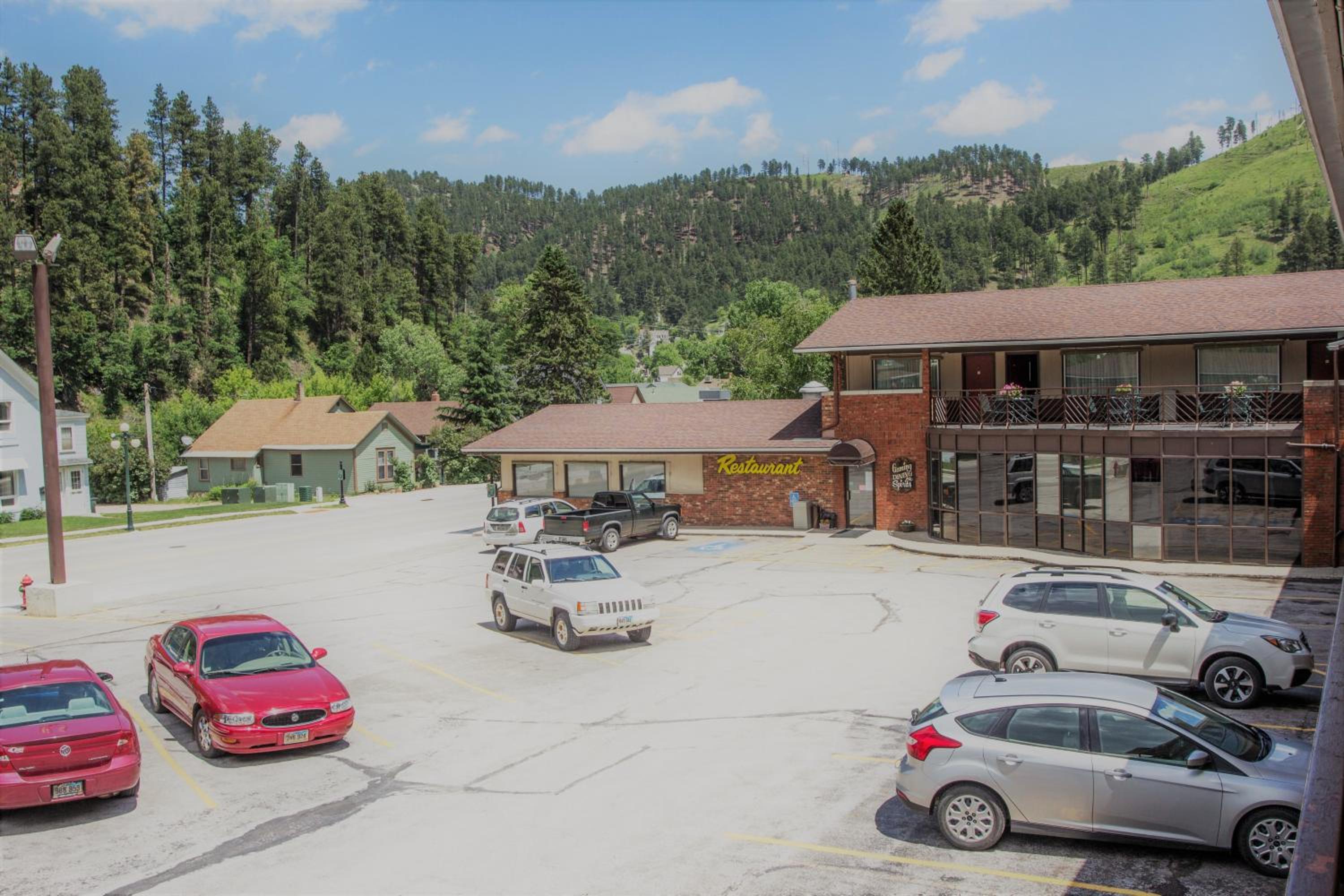Deadwood Miners Hotel & Restaurant