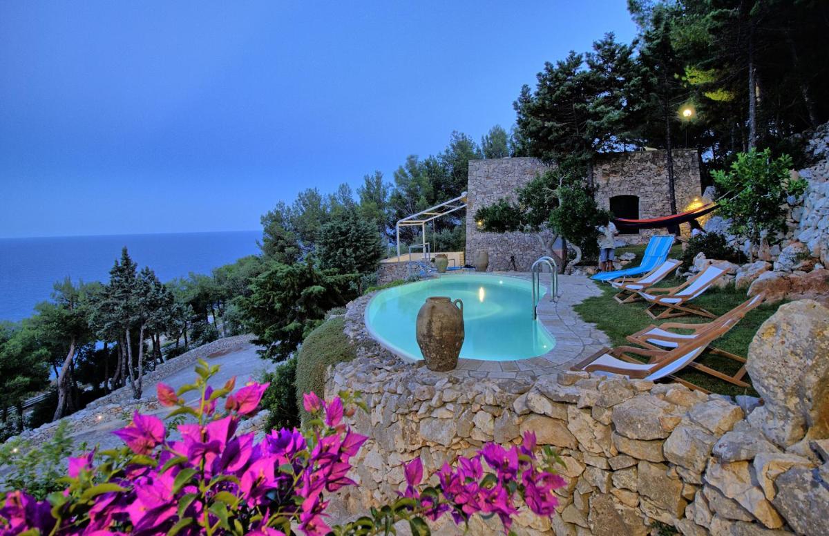 Ville Belvedere Luxury Accommodation view 5