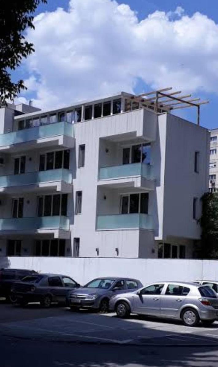La Caramidari Bucuresti view 3