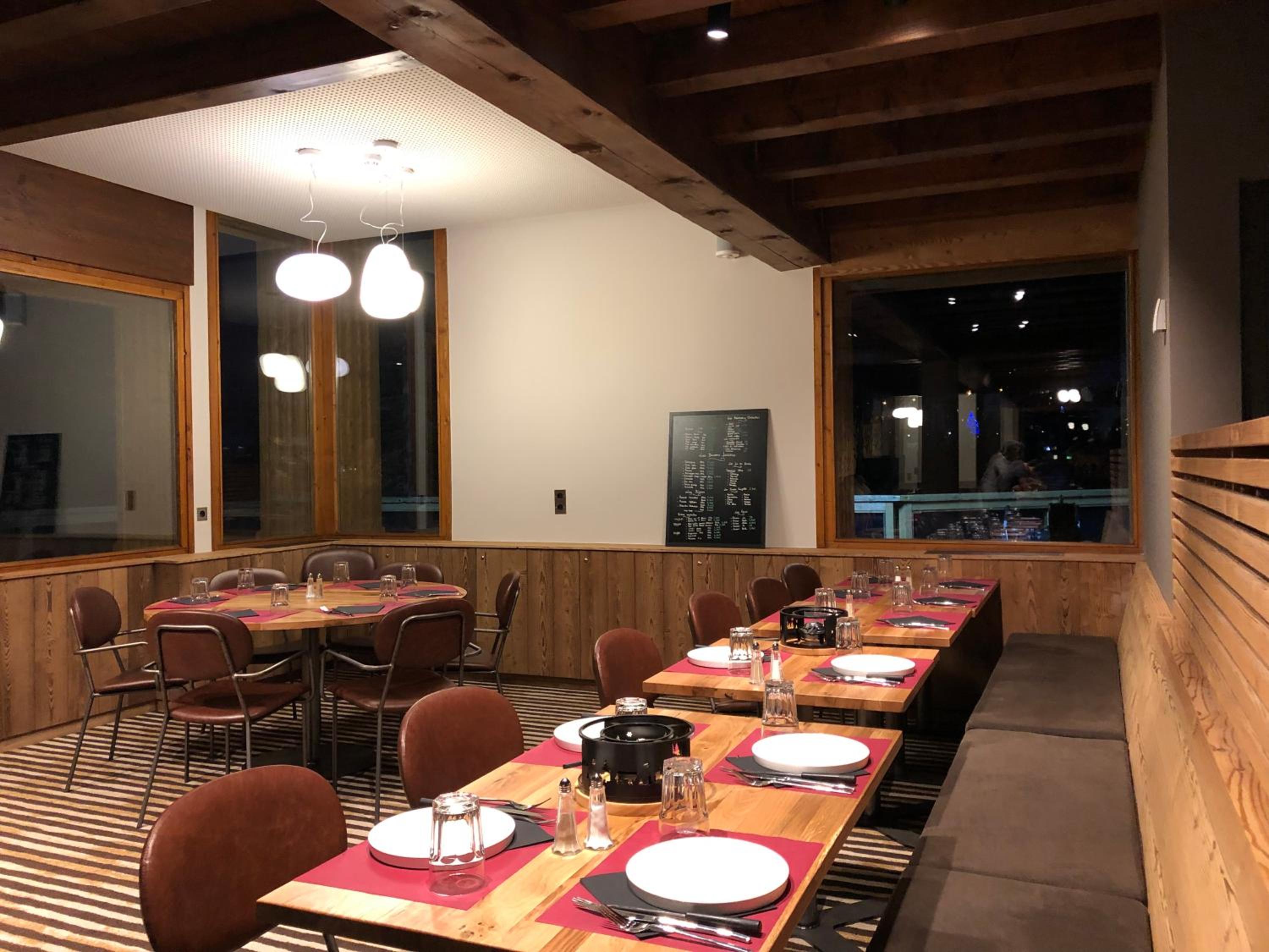 restaurant