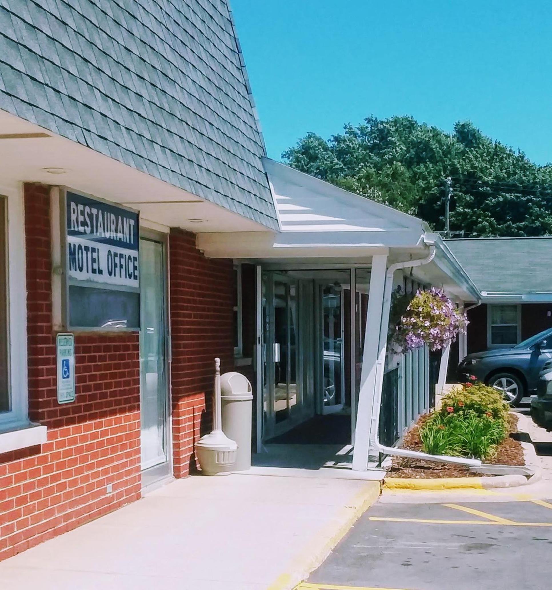 Bay Motel