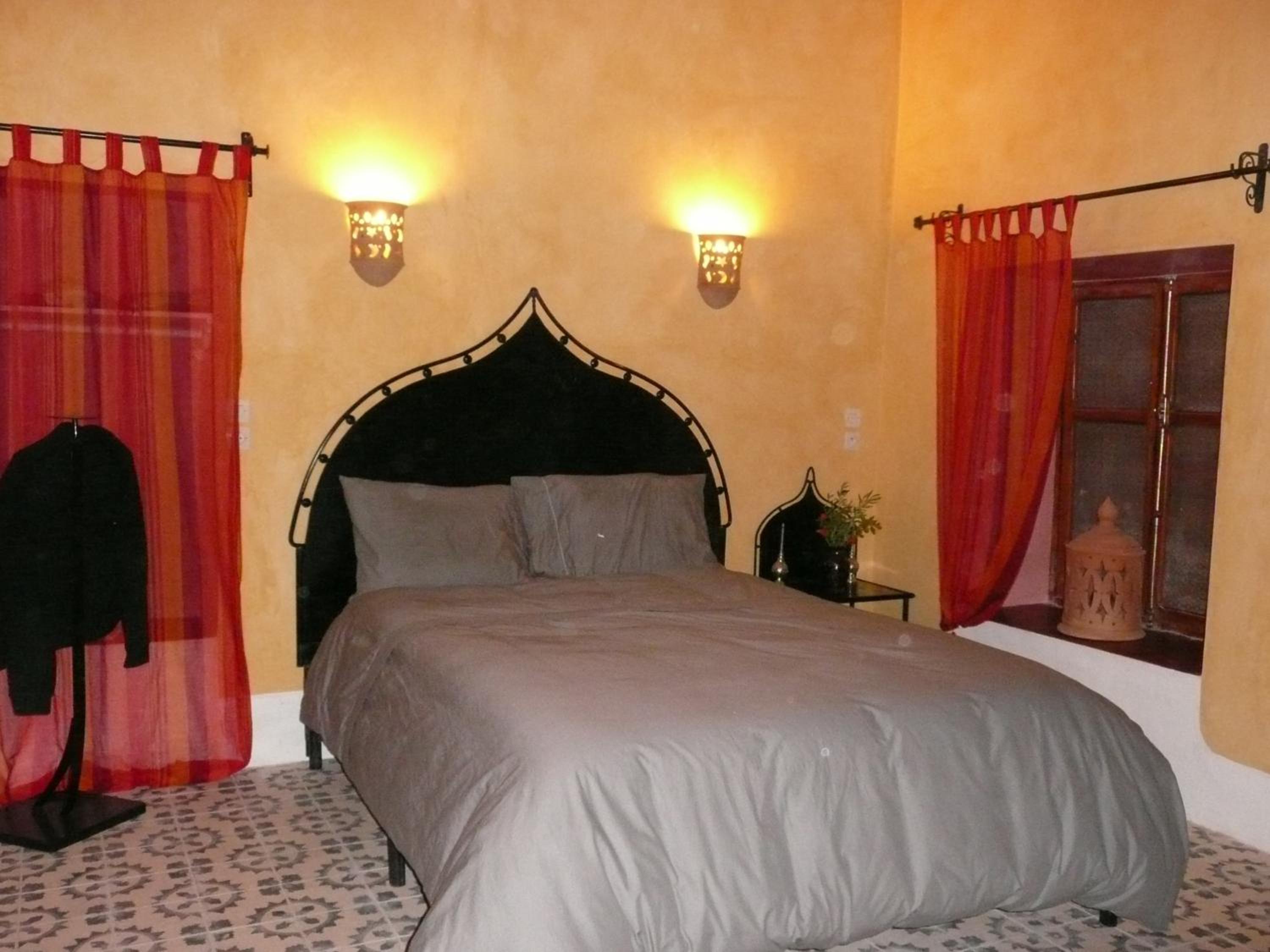 Photo 42