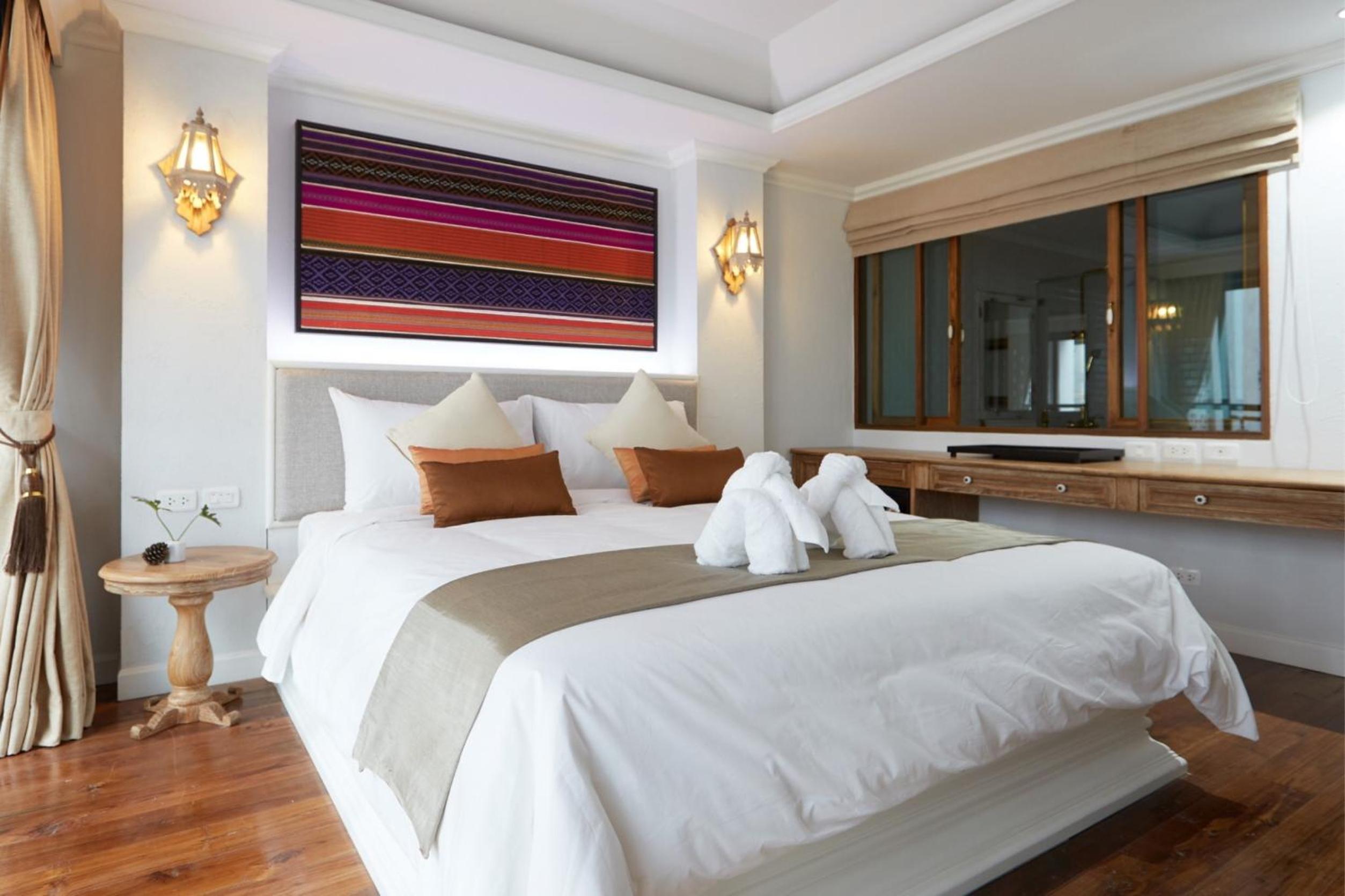 Lanna Oriental Hotel